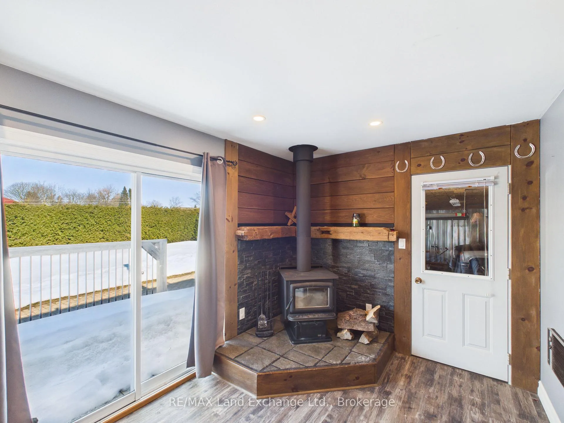 Photo 9 of 929 Huron Terrace, Kincardine — HOMEH