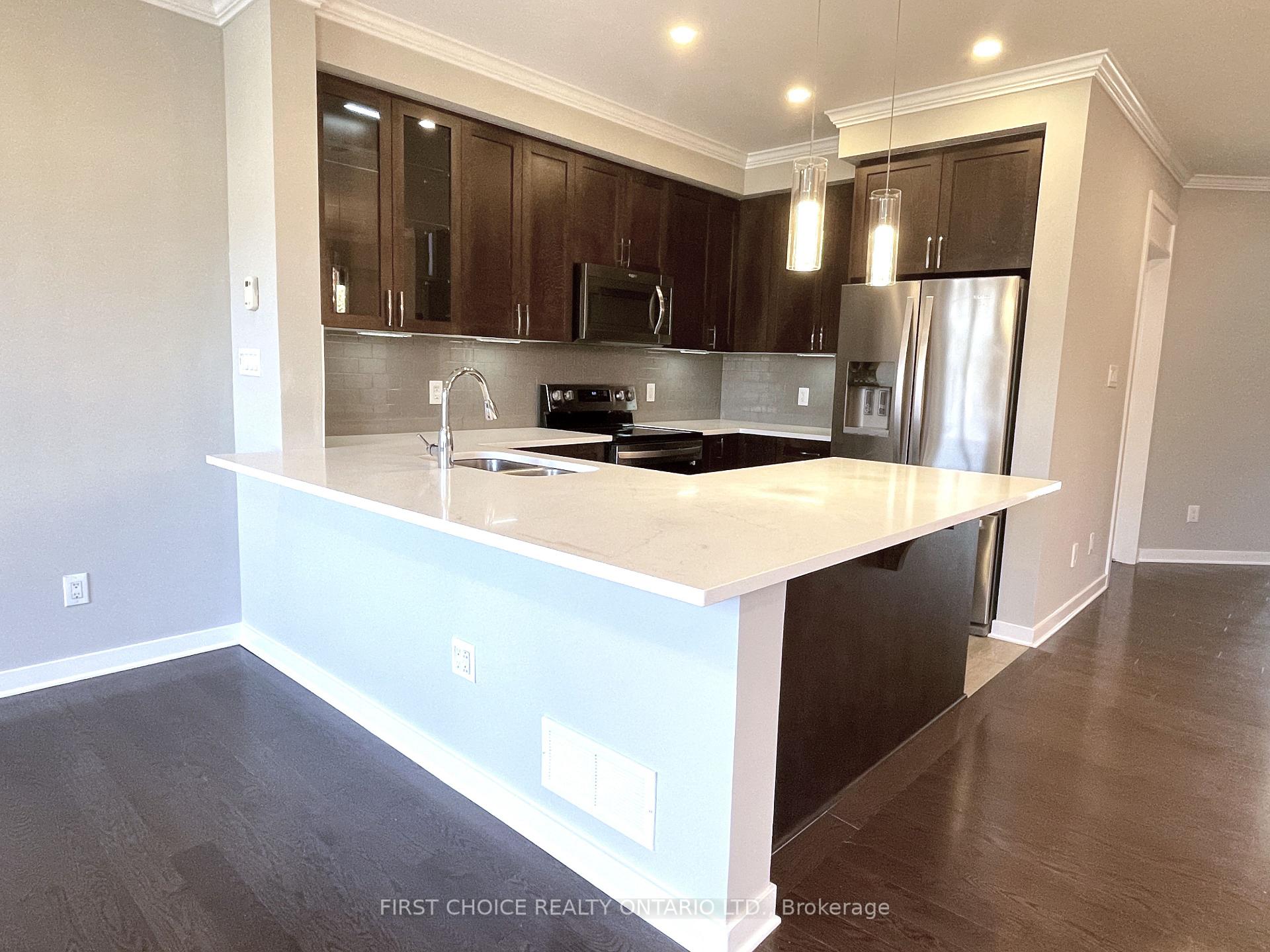 Photo 8 of 271 Avro Circle, Ottawa, CFB Rockcliffe and Area — HOMEH