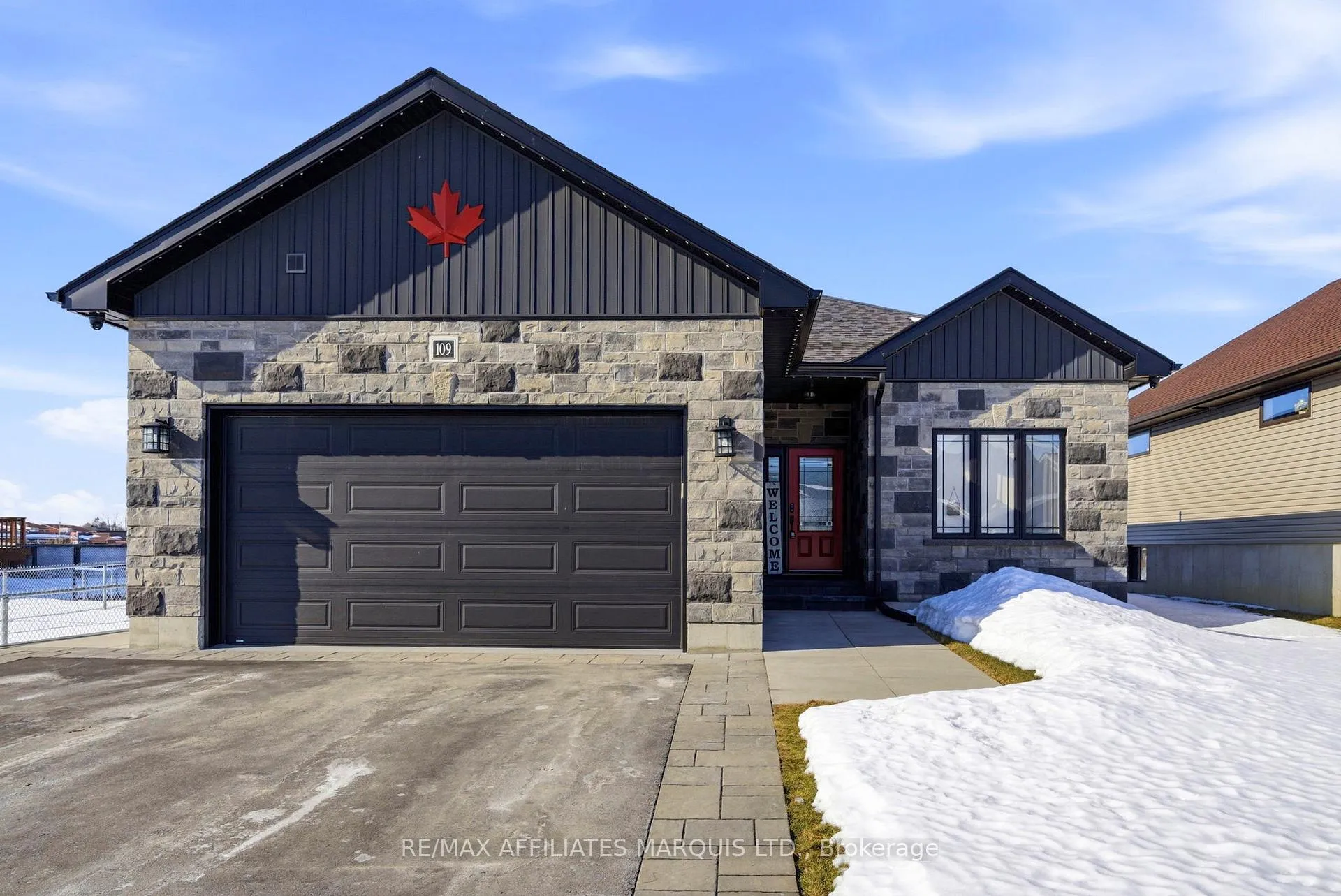 Photo 4 of 109 Bellwood Drive, Cornwall — HOMEH