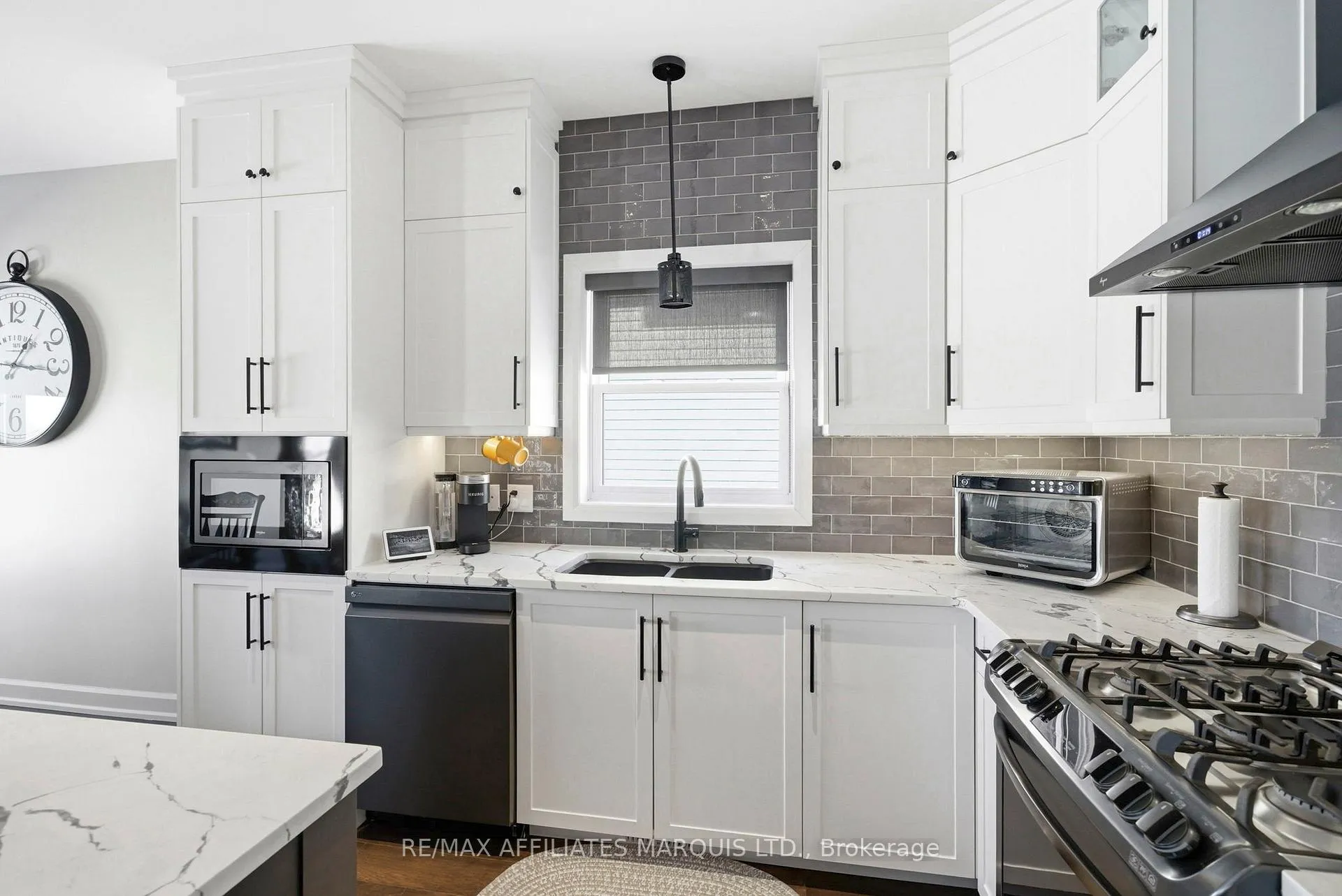 Photo 10 of 109 Bellwood Drive, Cornwall — HOMEH