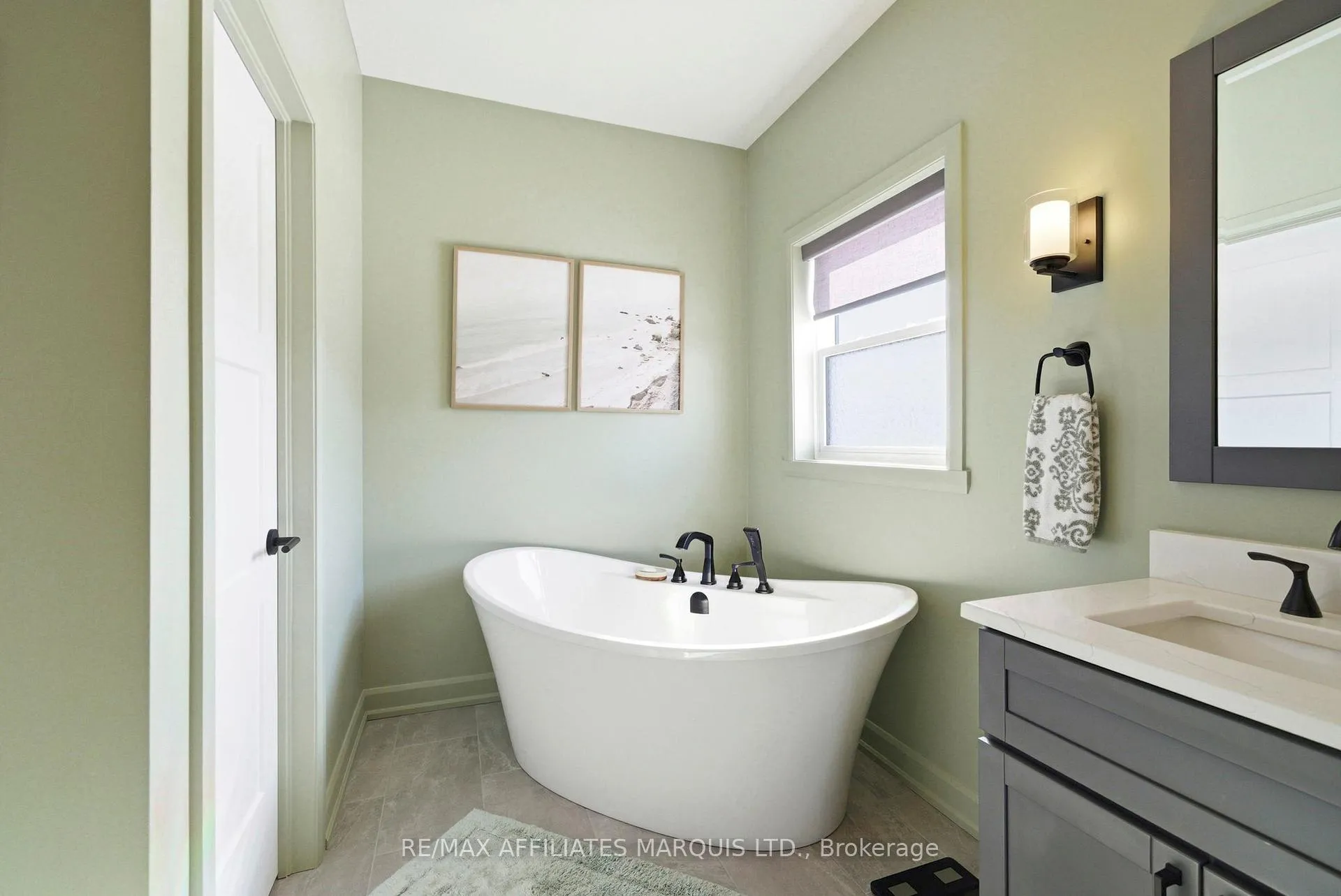 Photo 24 of 109 Bellwood Drive, Cornwall — HOMEH
