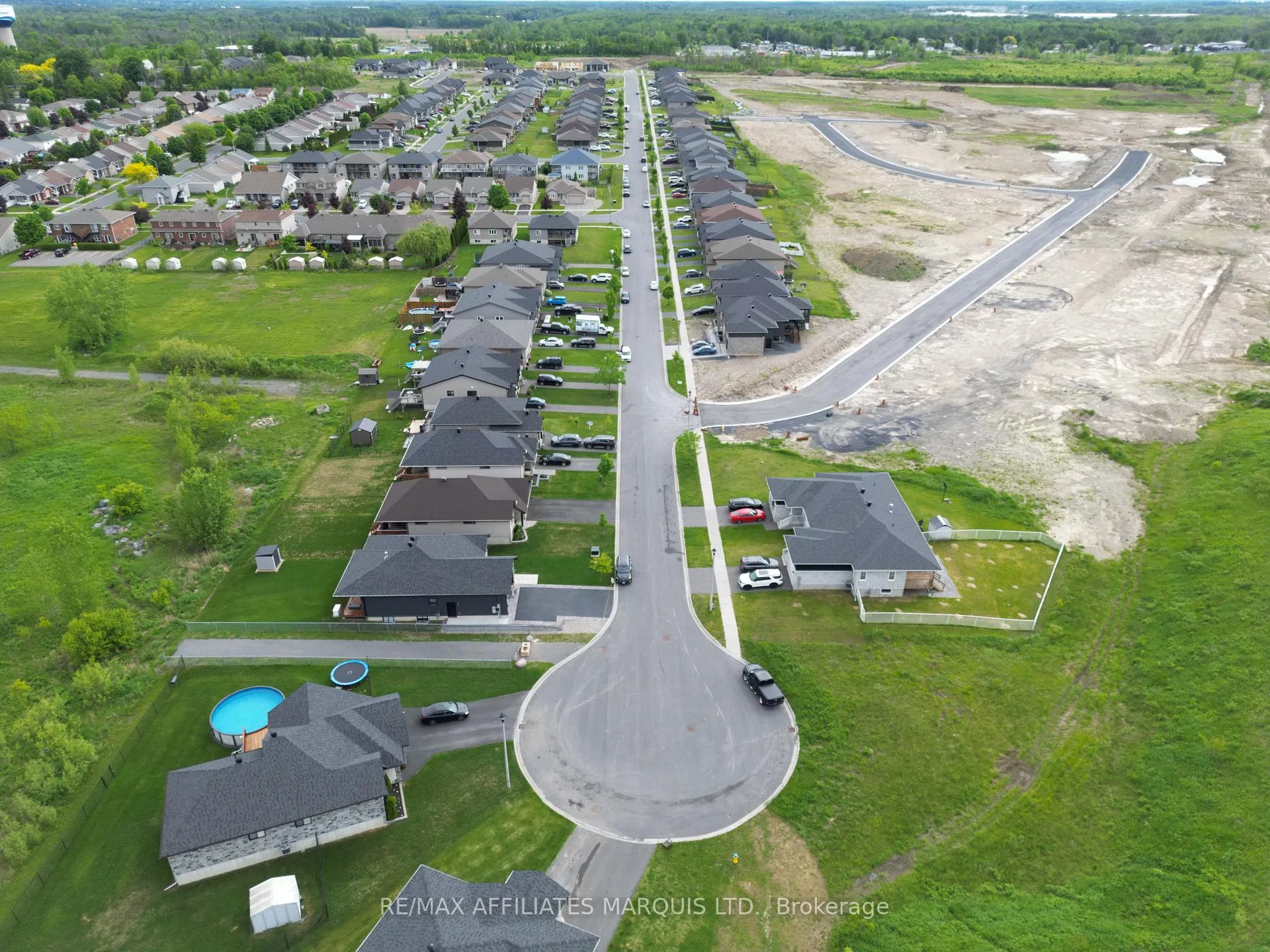 Photo 43 of 109 Bellwood Drive, Cornwall — HOMEH