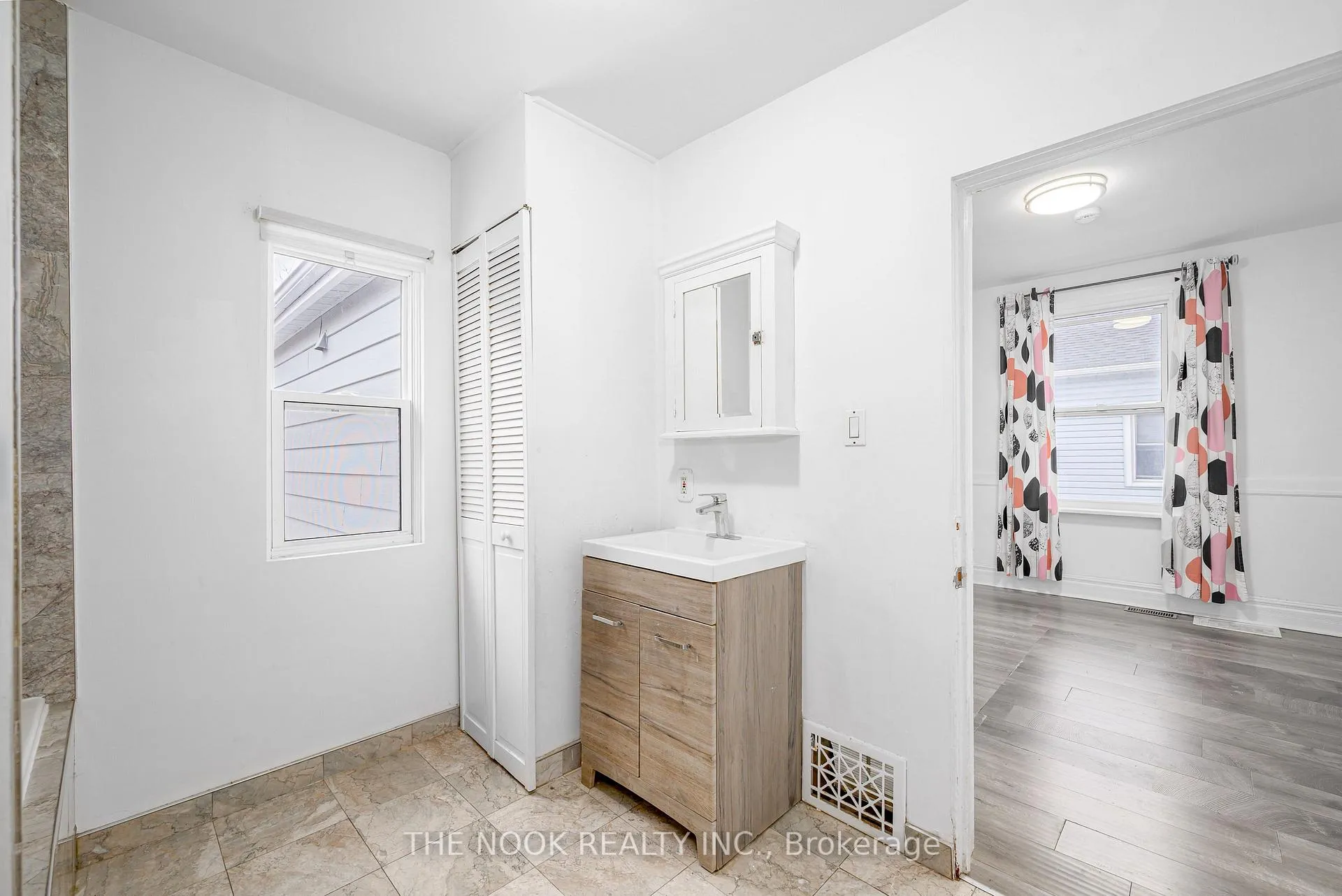 Photo 18 of 219 Verdun Road, Oshawa, Central — HOMEH