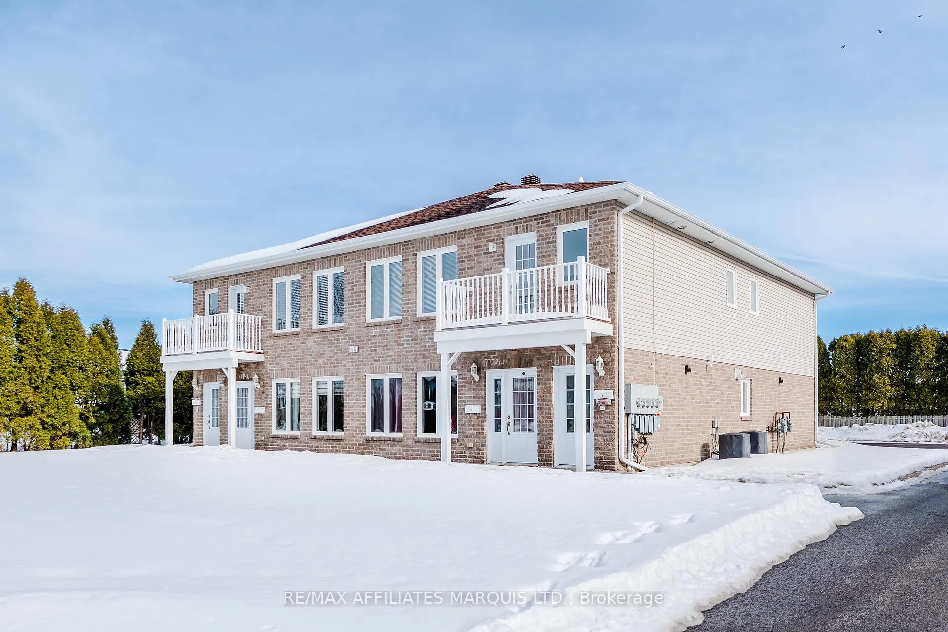 Photo 3 of 1101 Gretchen Court, Cornwall — HOMEH