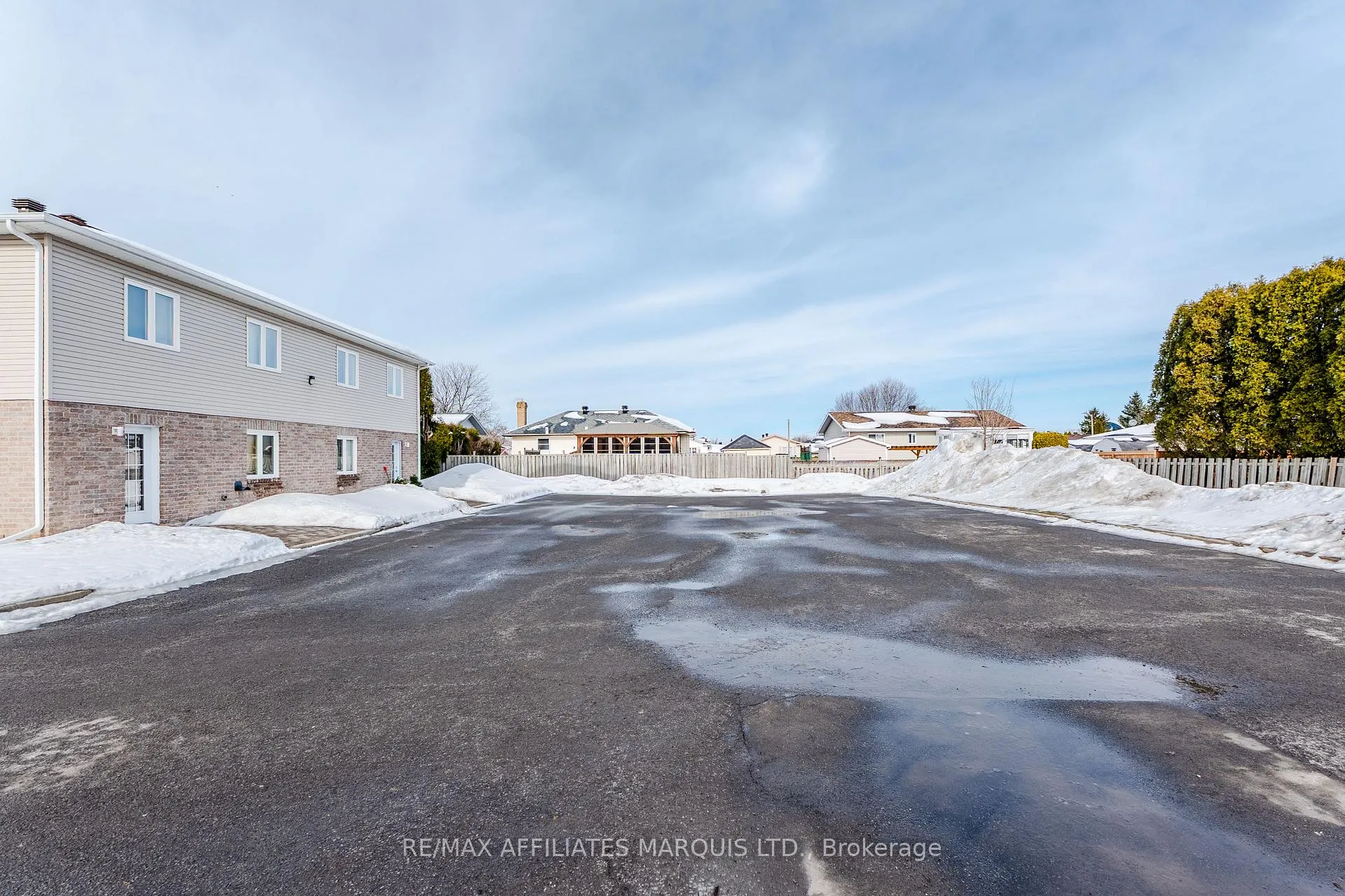 Photo 7 of 1101 Gretchen Court, Cornwall — HOMEH
