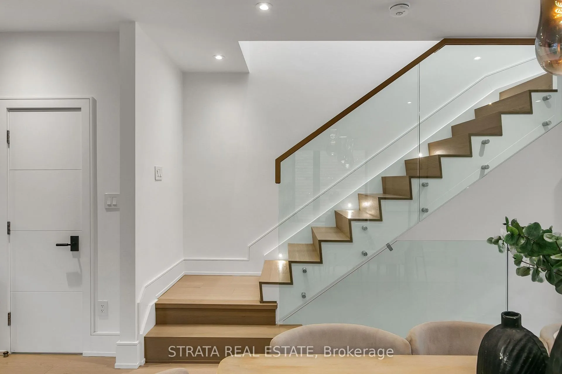 Photo 9 of 354 Cleveland Street, Toronto, Mount Pleasant East — HOMEH