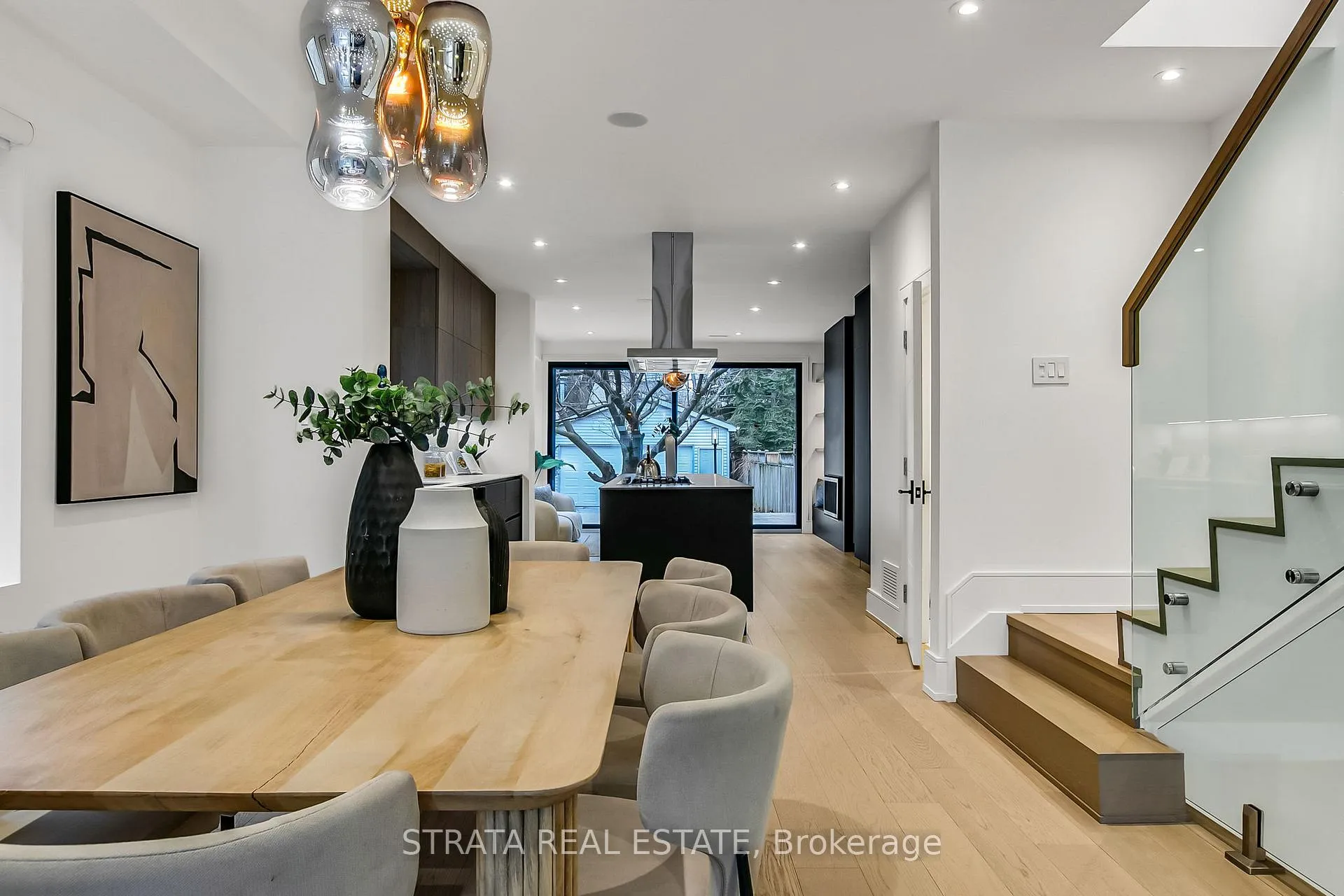 Photo 11 of 354 Cleveland Street, Toronto, Mount Pleasant East — HOMEH