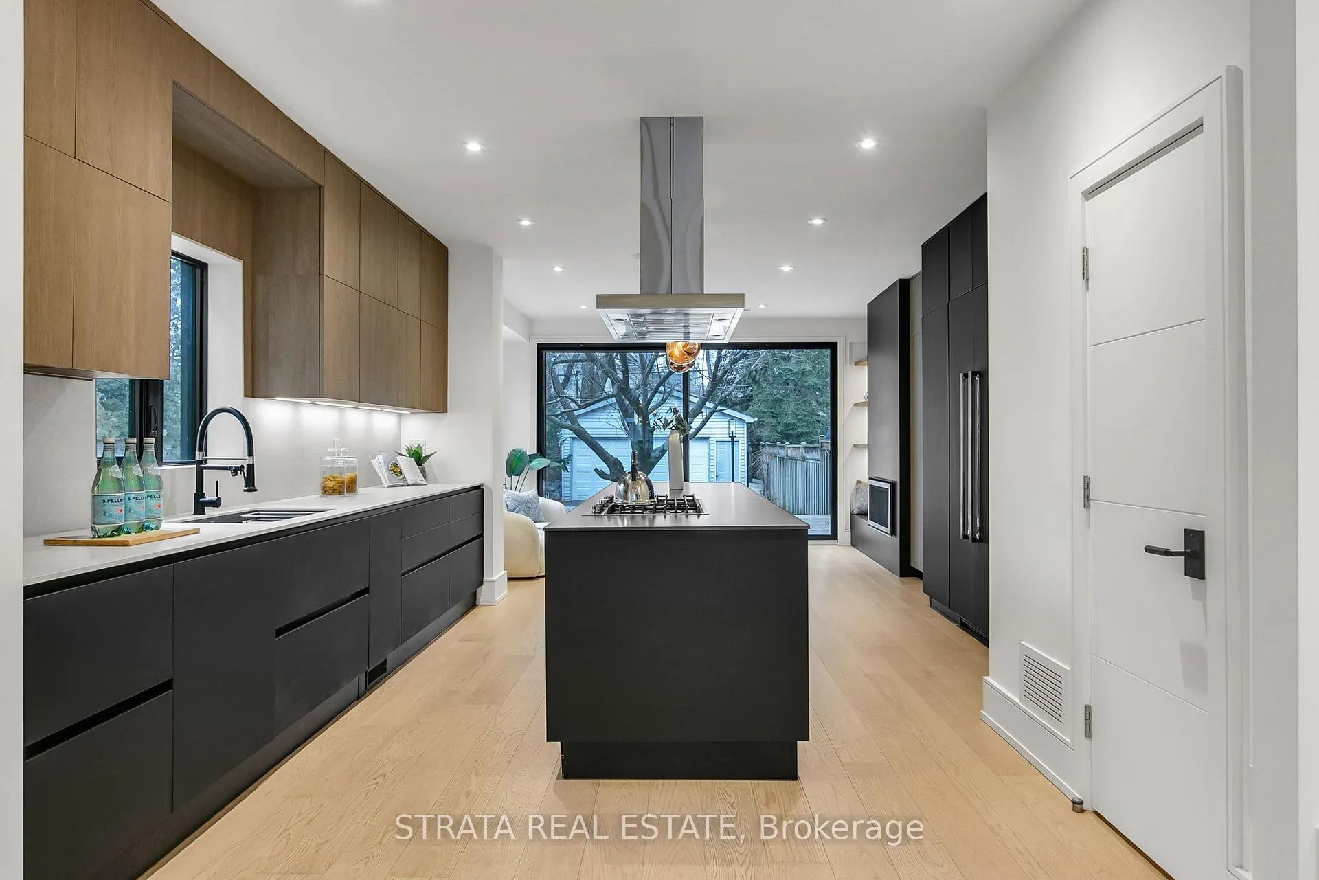 Photo 16 of 354 Cleveland Street, Toronto, Mount Pleasant East — HOMEH