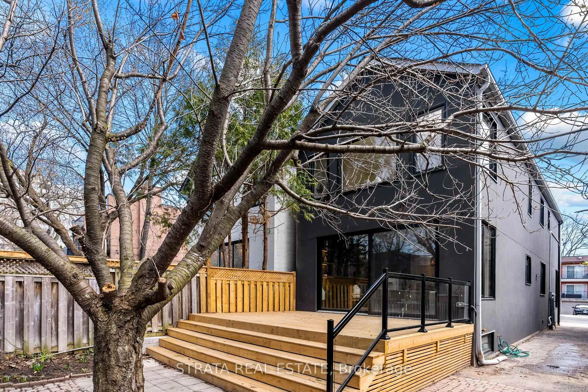 Photo 43 of 354 Cleveland Street, Toronto, Mount Pleasant East — HOMEH