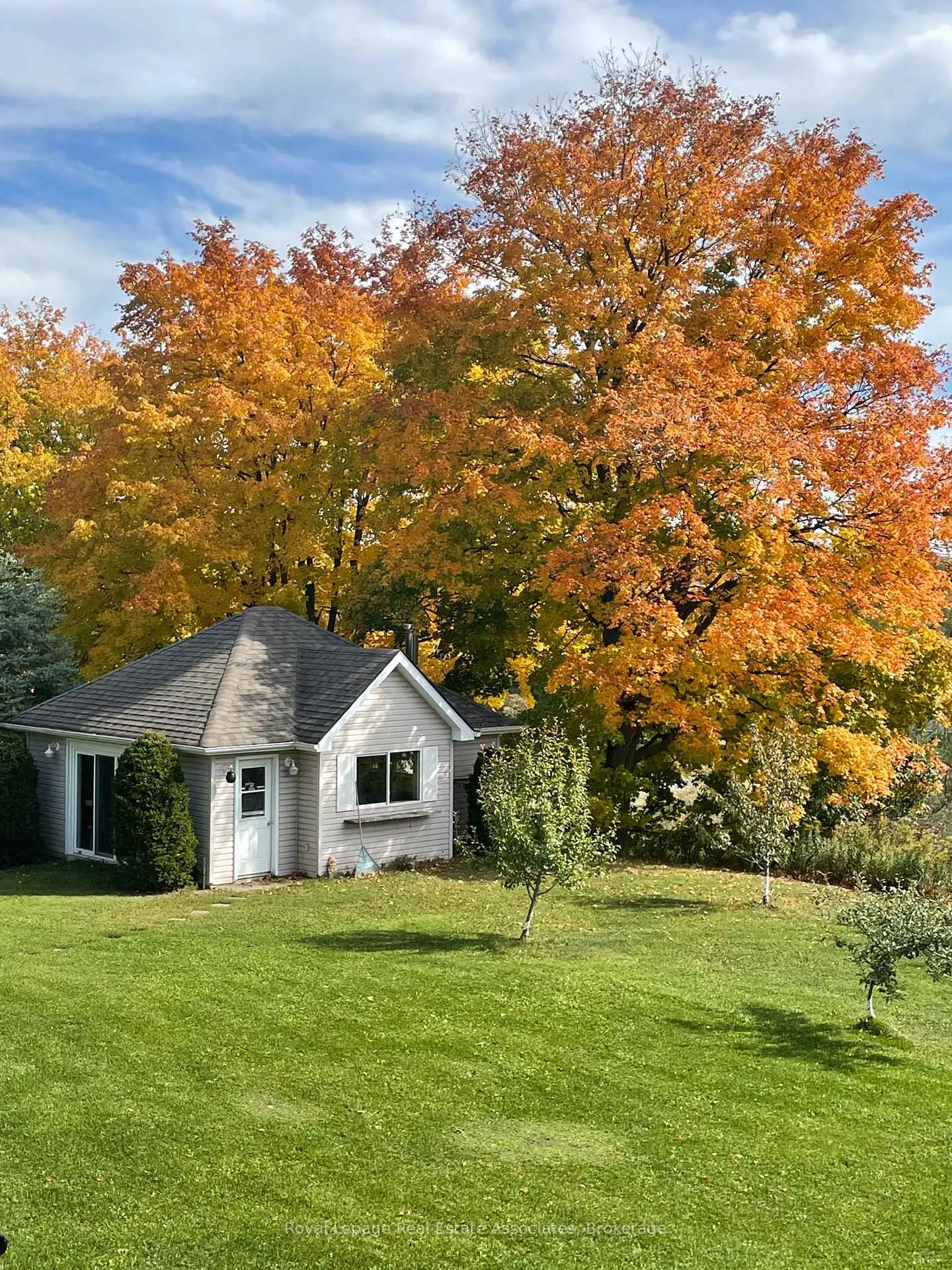 Photo 48 of 10 Kildare Drive, Erin, Rural Erin — HOMEH