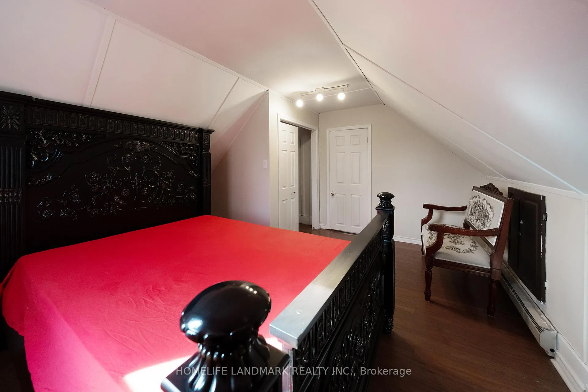 Photo 12 of 107 Spadina Avenue E, Hamilton, Gibson — HOMEH