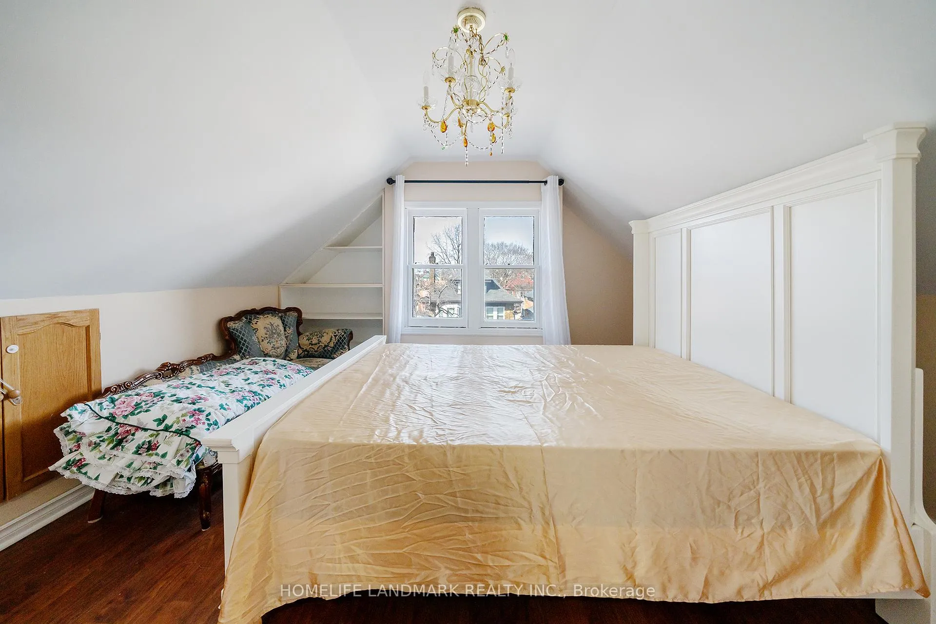 Photo 14 of 107 Spadina Avenue E, Hamilton, Gibson — HOMEH