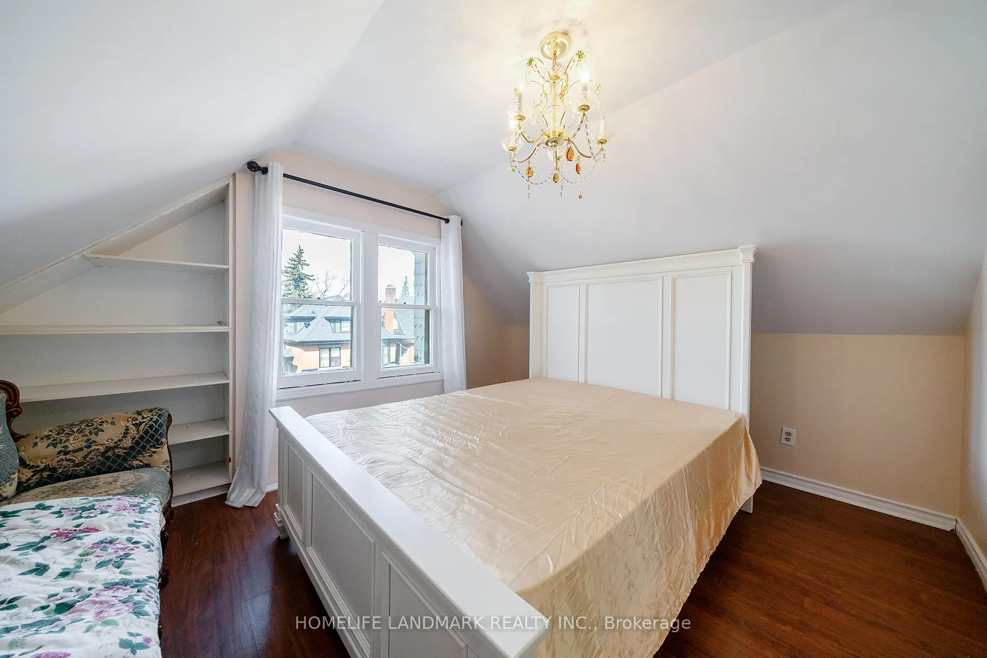 Photo 15 of 107 Spadina Avenue E, Hamilton, Gibson — HOMEH