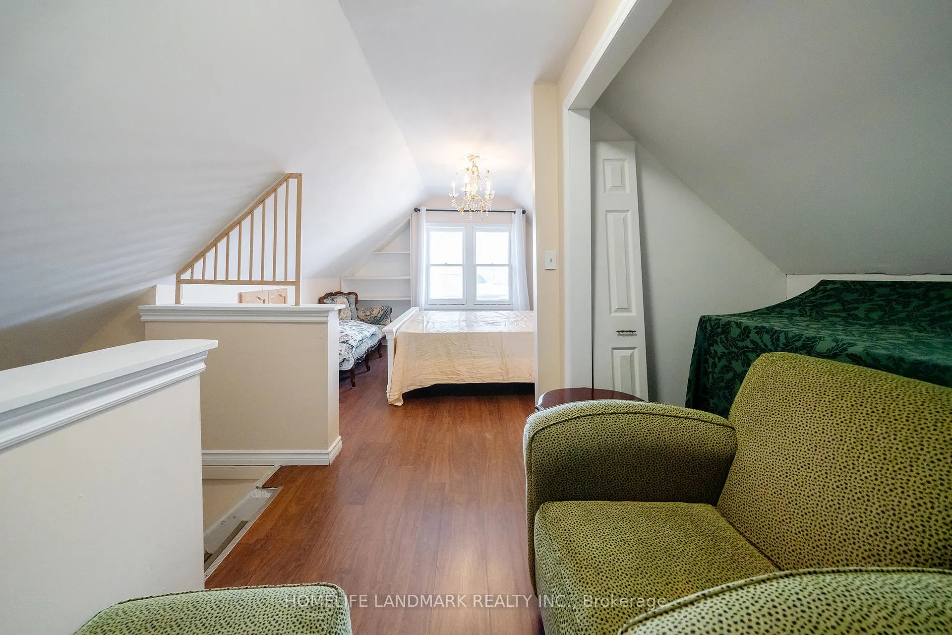 Photo 16 of 107 Spadina Avenue E, Hamilton, Gibson — HOMEH