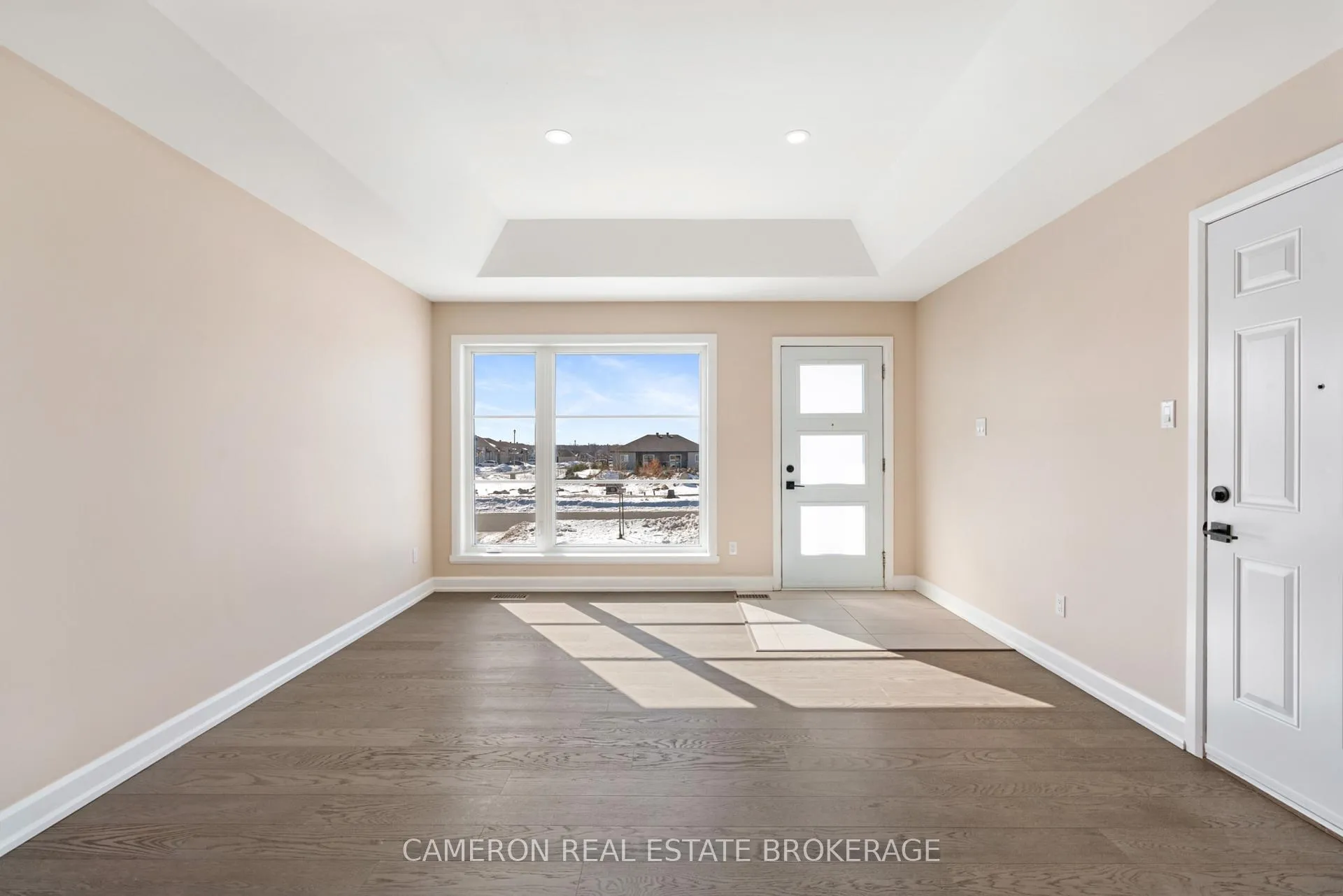 Photo 2 of 85 Portland Drive, Cornwall — HOMEH