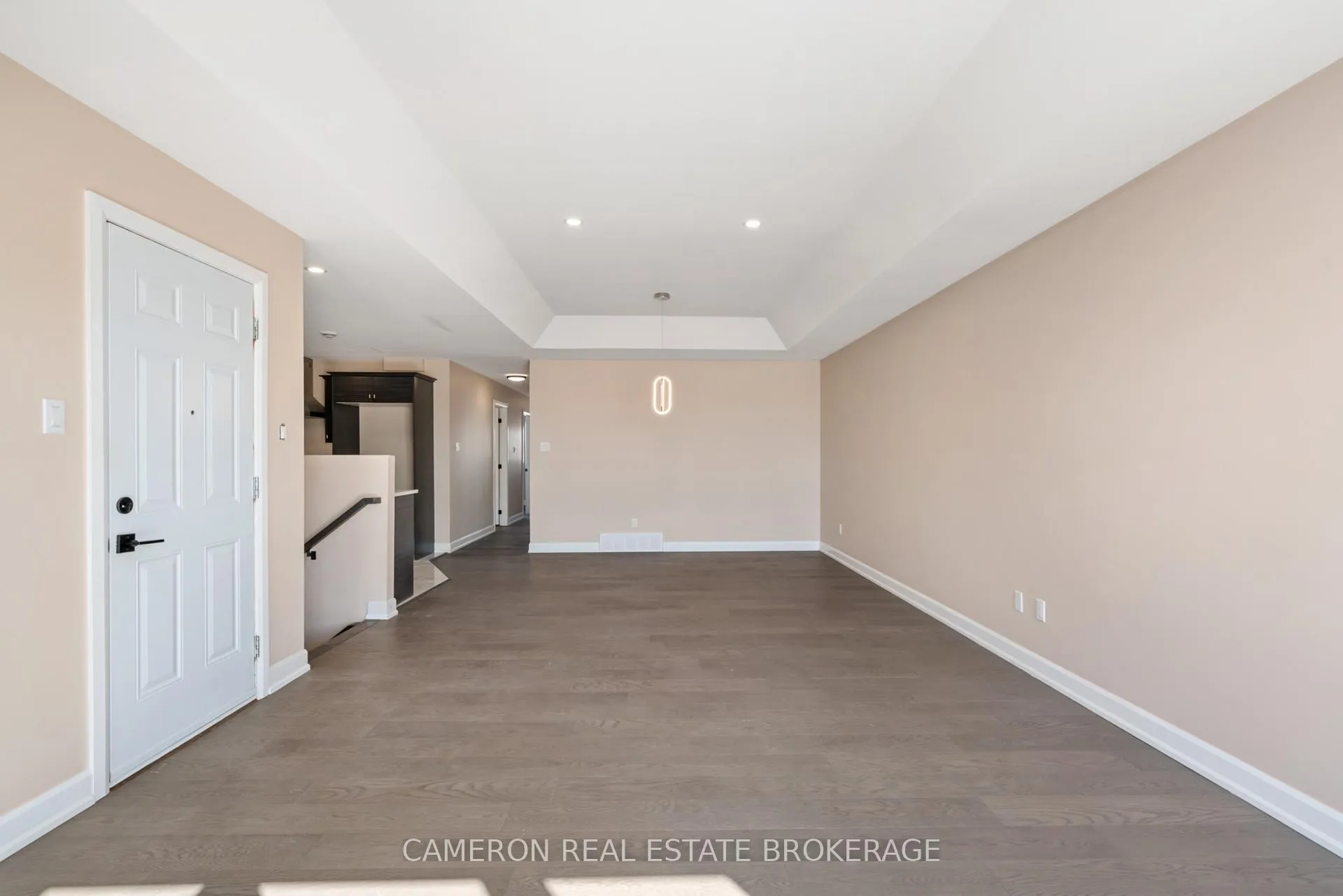 Photo 3 of 85 Portland Drive, Cornwall — HOMEH