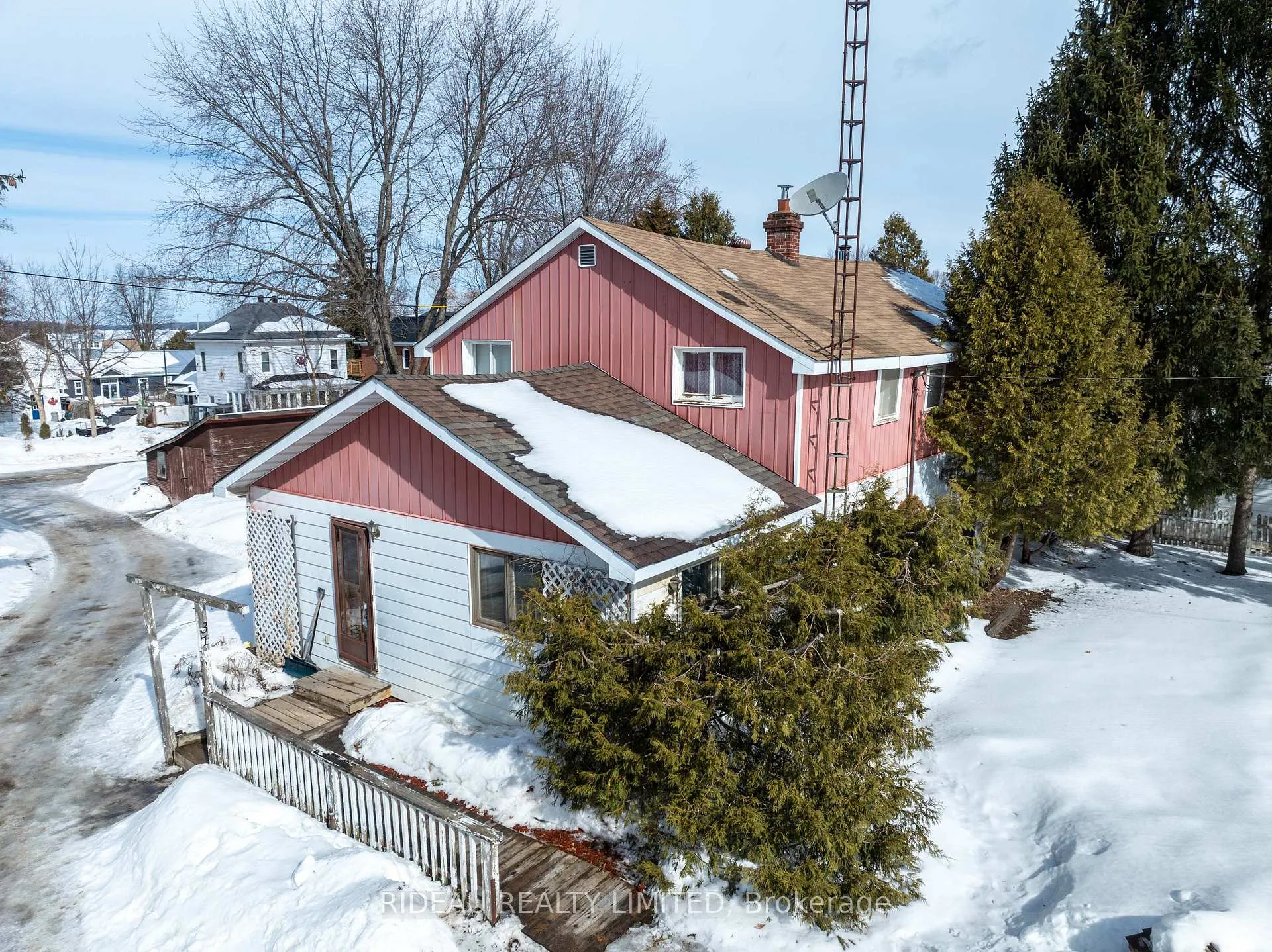 Photo 1 of 31 Colborne Street, Rideau Lakes, Rideau Lakes (Bastard) Twp — HOMEH