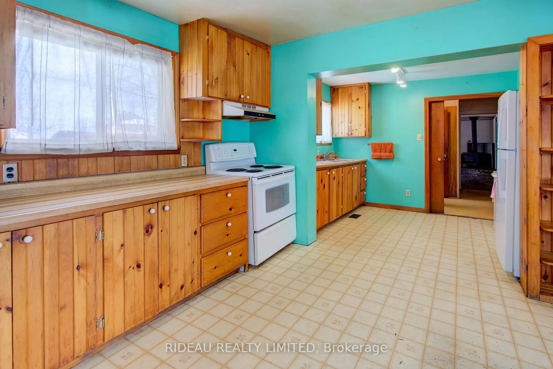 Photo 6 of 31 Colborne Street, Rideau Lakes, Rideau Lakes (Bastard) Twp — HOMEH