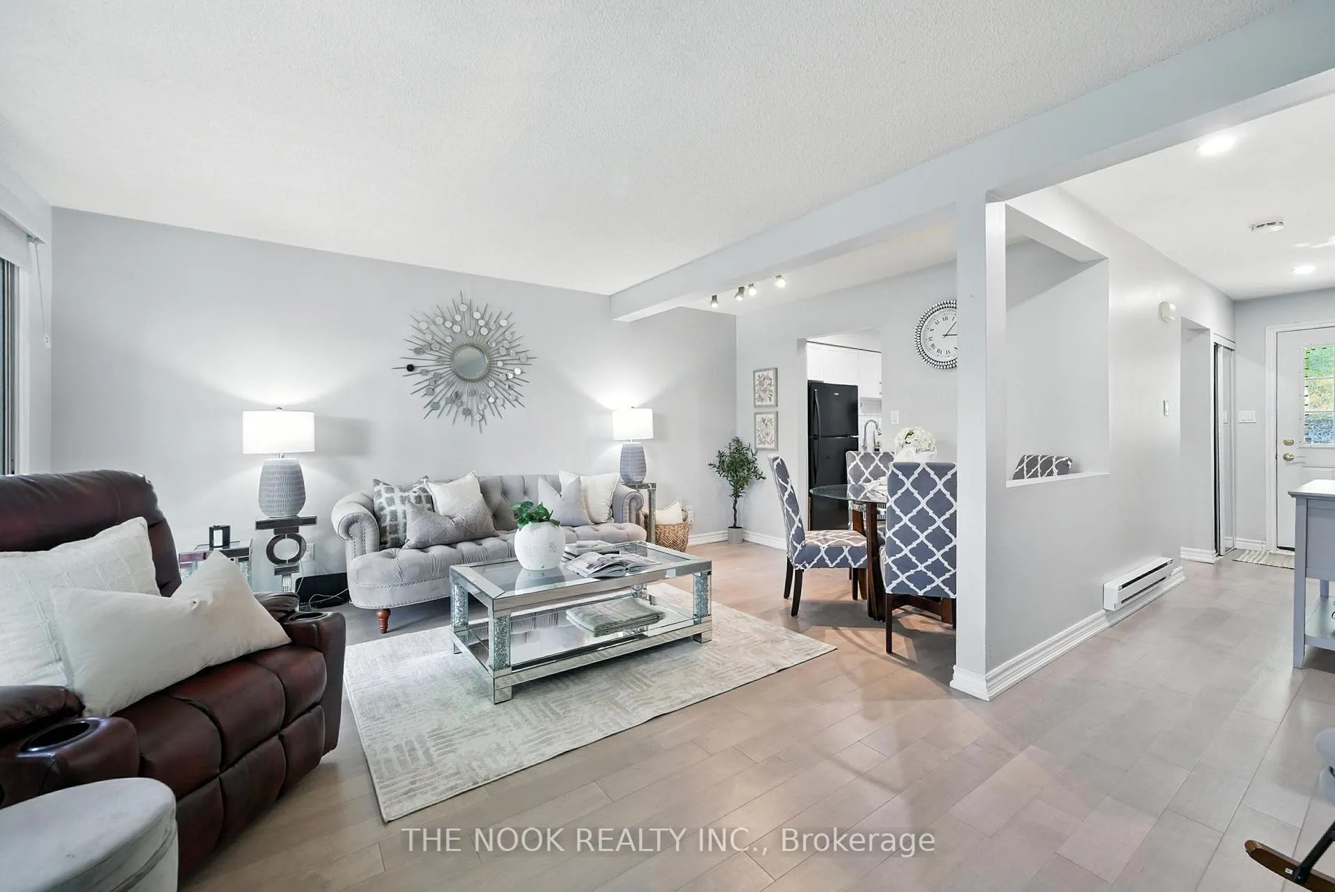 Photo 10 of Unit 23, 450 Bristol Crescent, Oshawa, Vanier — HOMEH