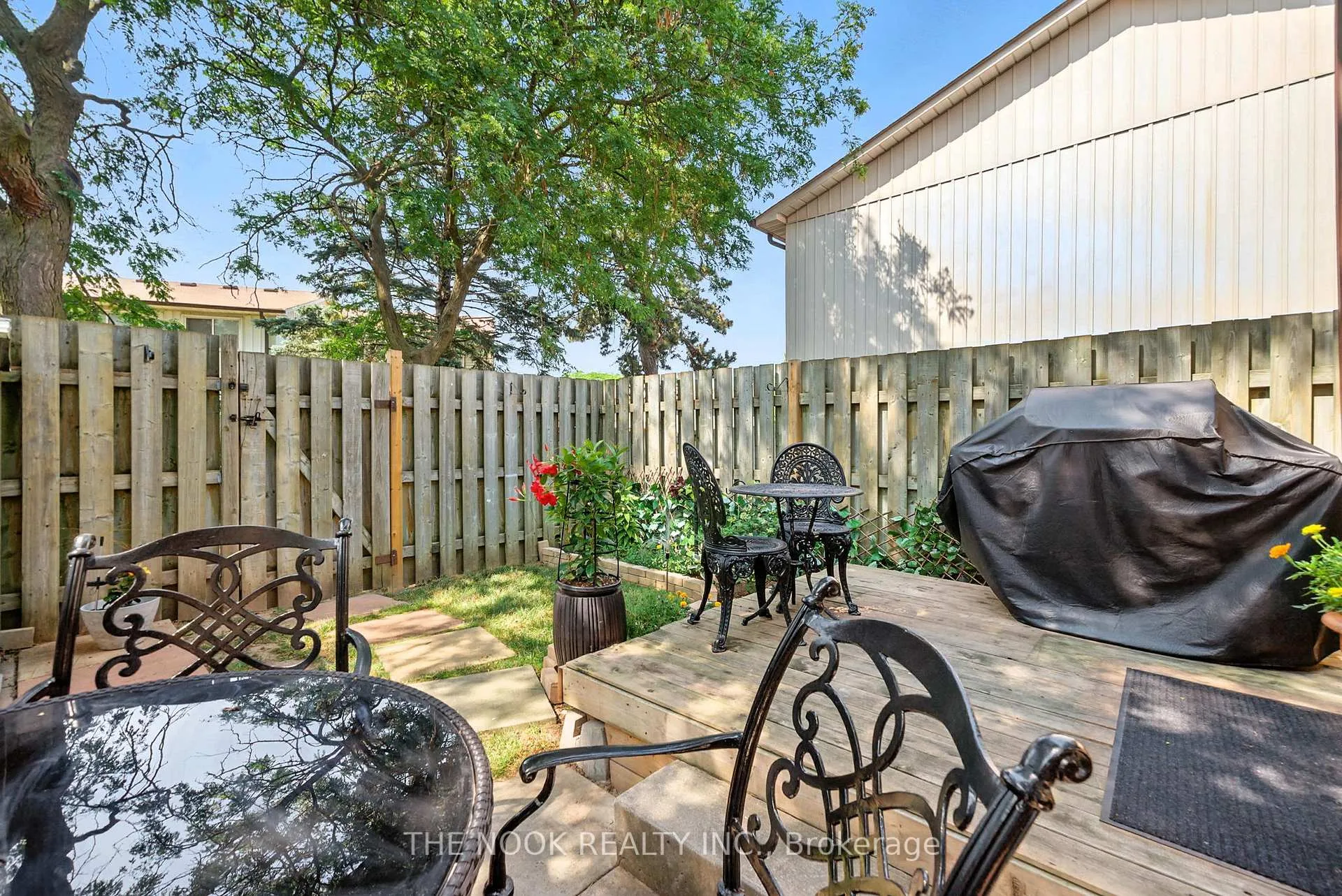Photo 32 of Unit 23, 450 Bristol Crescent, Oshawa, Vanier — HOMEH