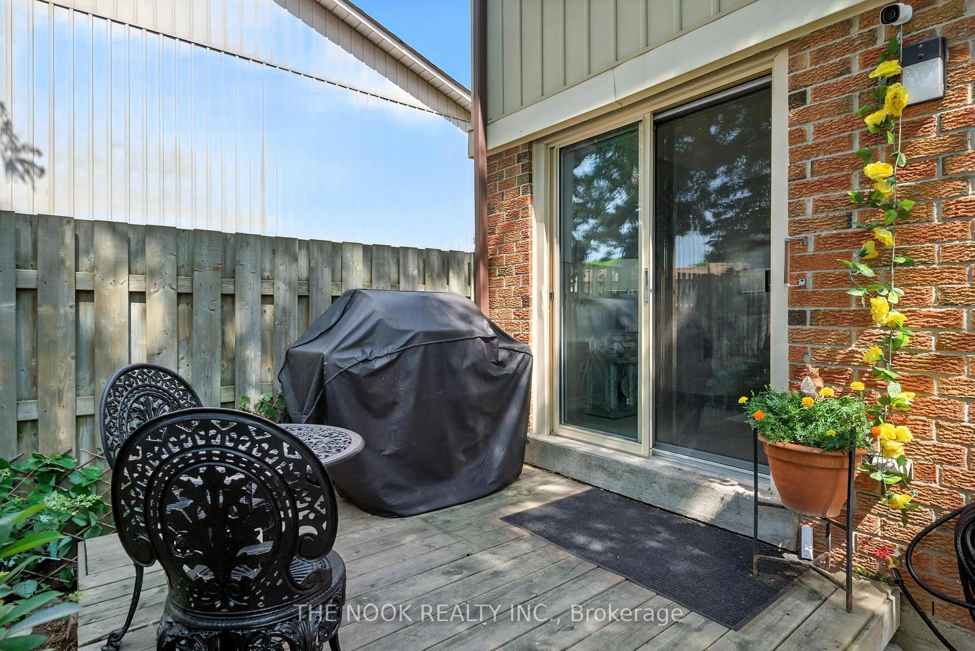 Photo 34 of Unit 23, 450 Bristol Crescent, Oshawa, Vanier — HOMEH
