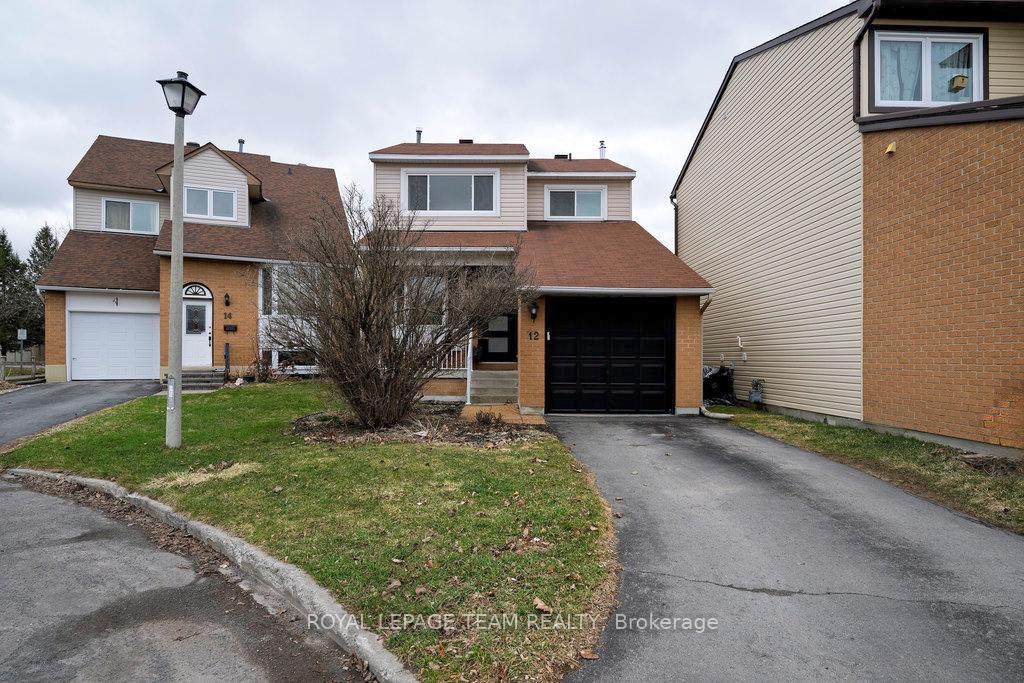 Photo 1 of 12 Crimson Gate, Ottawa, Hunt Club Park/Greenboro — HOMEH