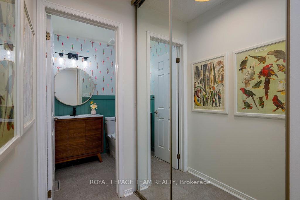 Photo 16 of 12 Crimson Gate, Ottawa, Hunt Club Park/Greenboro — HOMEH