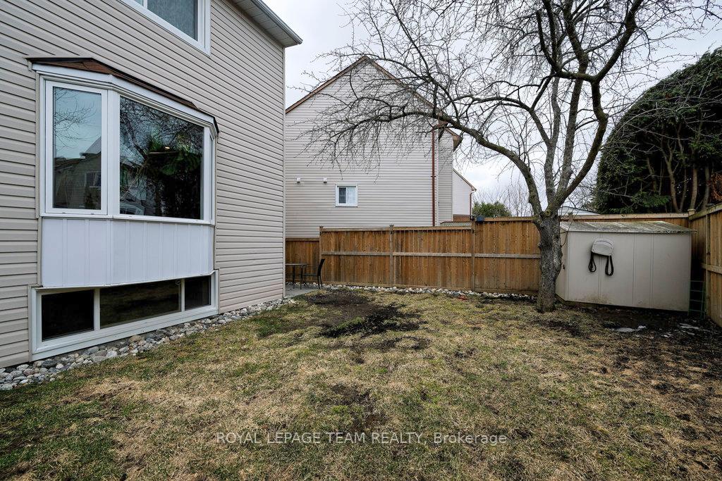 Photo 31 of 12 Crimson Gate, Ottawa, Hunt Club Park/Greenboro — HOMEH