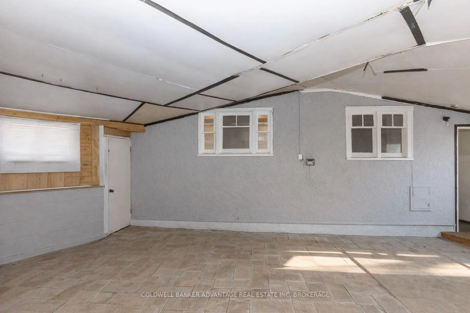 Photo 19 of 25 Dunkirk Court, Welland, Lincoln/Crowland — HOMEH
