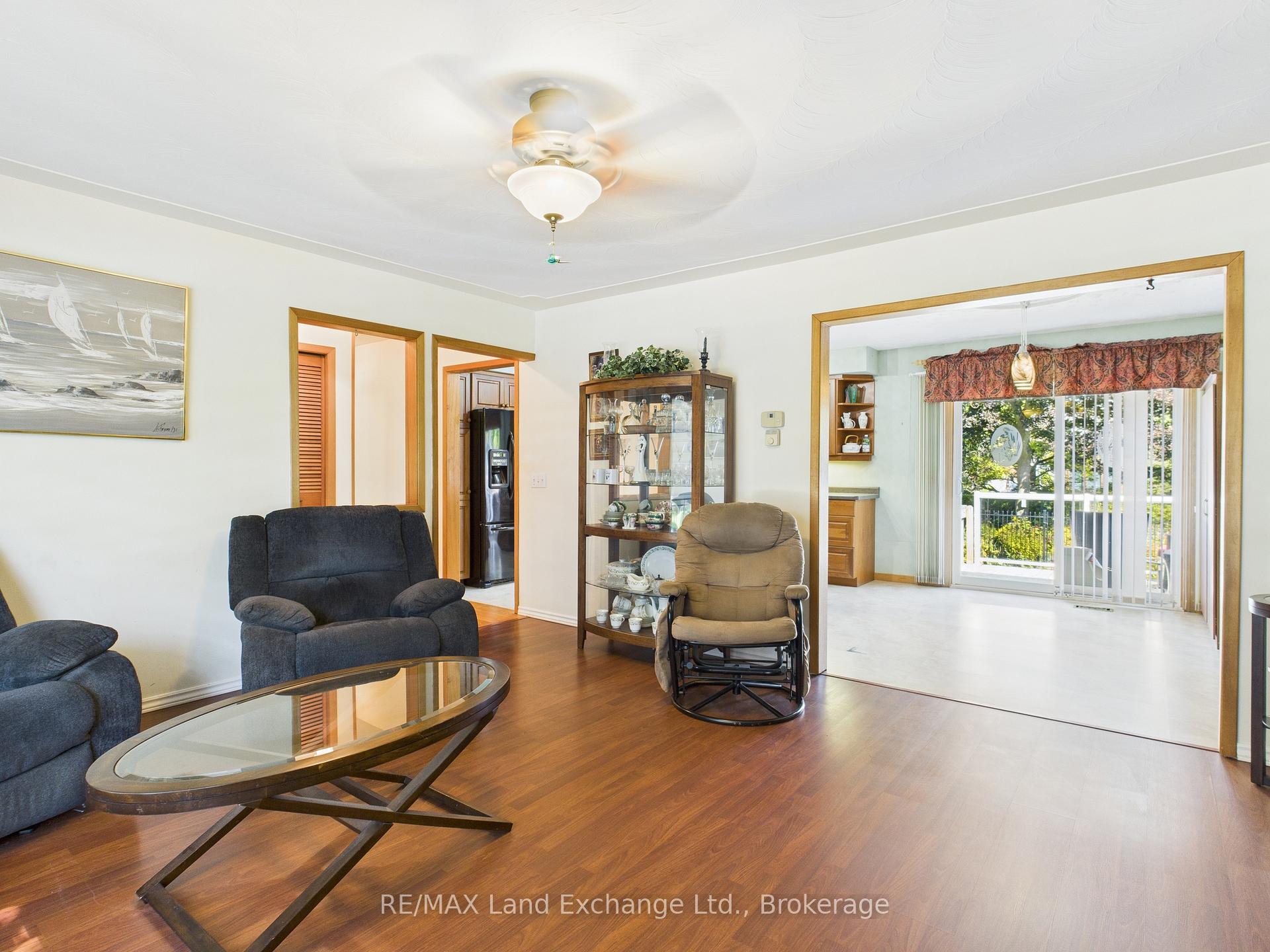 Photo 6 of 211 Nelson Street, Kincardine — HOMEH