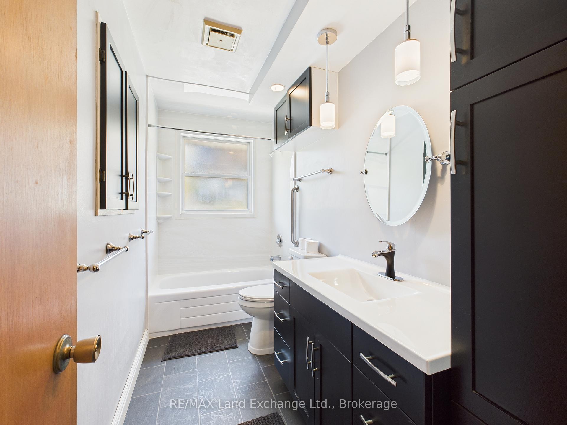 Photo 14 of 211 Nelson Street, Kincardine — HOMEH