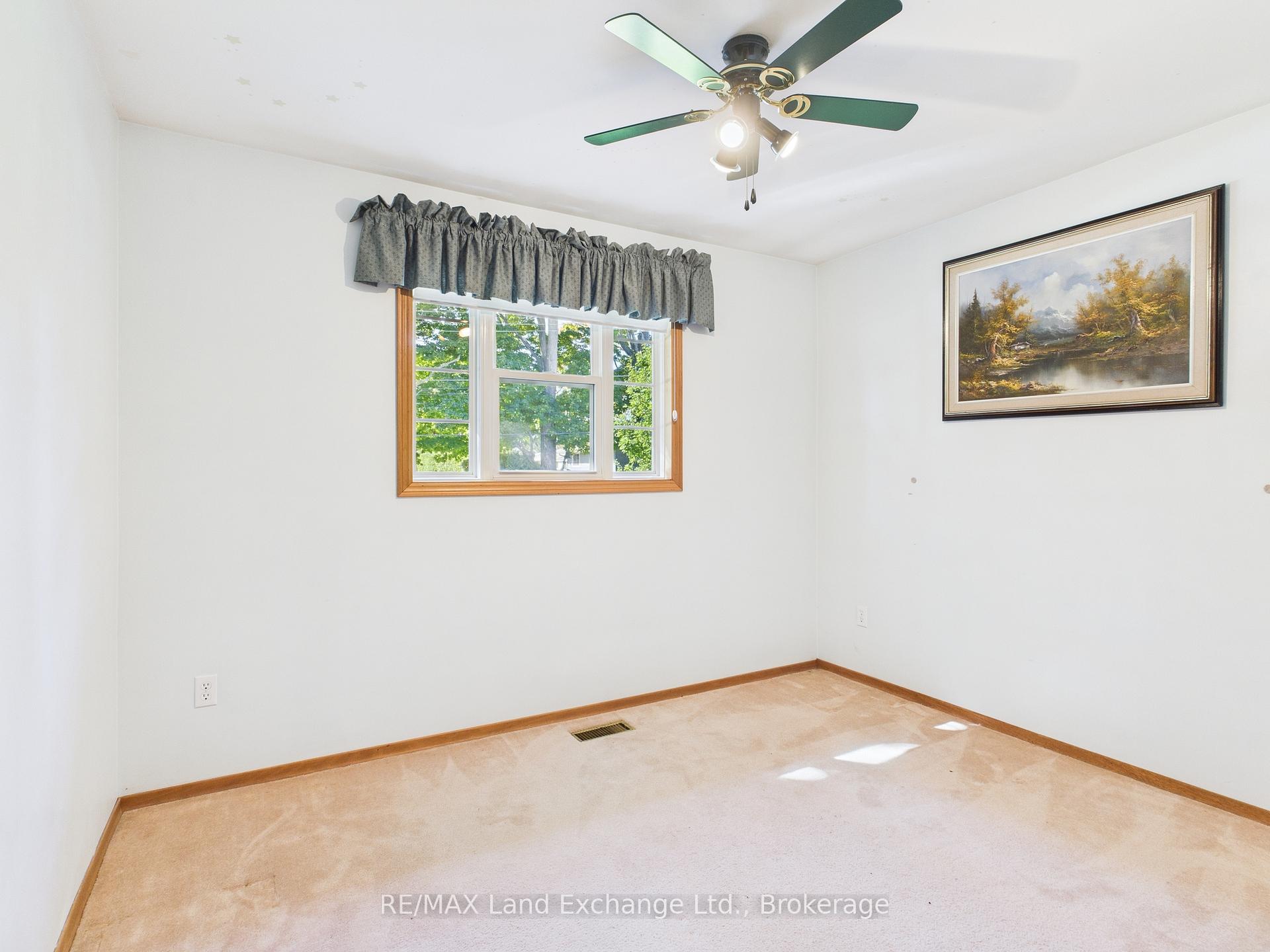 Photo 17 of 211 Nelson Street, Kincardine — HOMEH