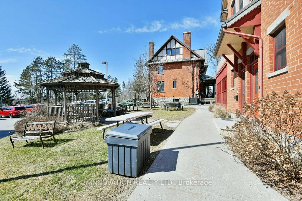 Photo 4 of Unit 2, 3773 Carp Road, Ottawa, Carp — HOMEH