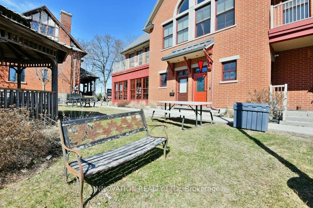 Photo 5 of Unit 2, 3773 Carp Road, Ottawa, Carp — HOMEH