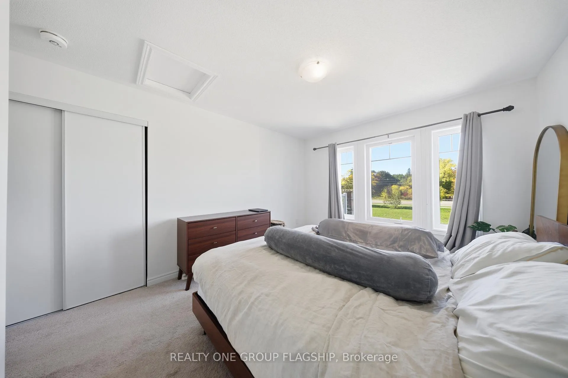 Photo 11 of 2613 Garrison Crossing, Pickering, Duffin Heights — HOMEH