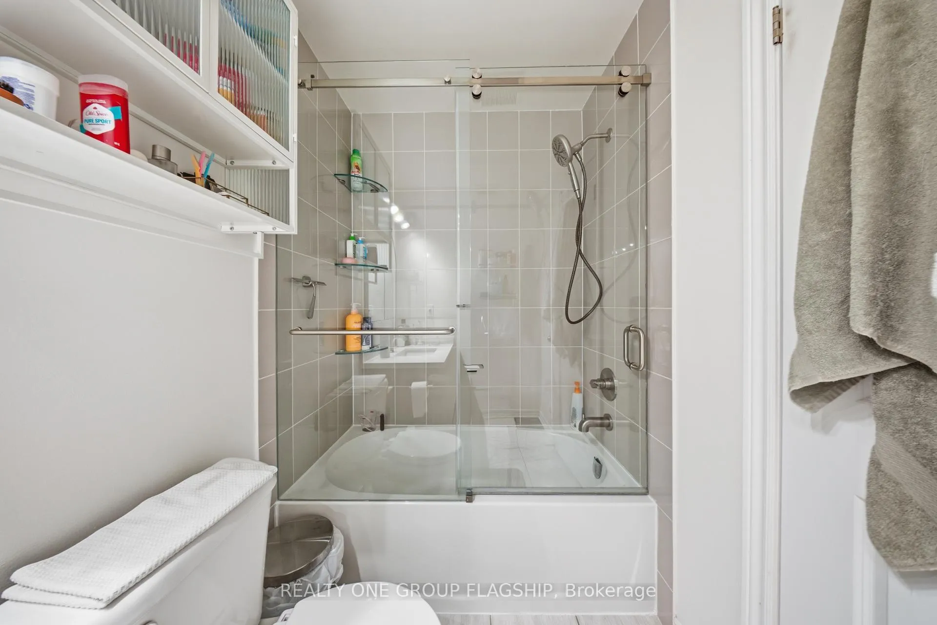 Photo 20 of 2613 Garrison Crossing, Pickering, Duffin Heights — HOMEH