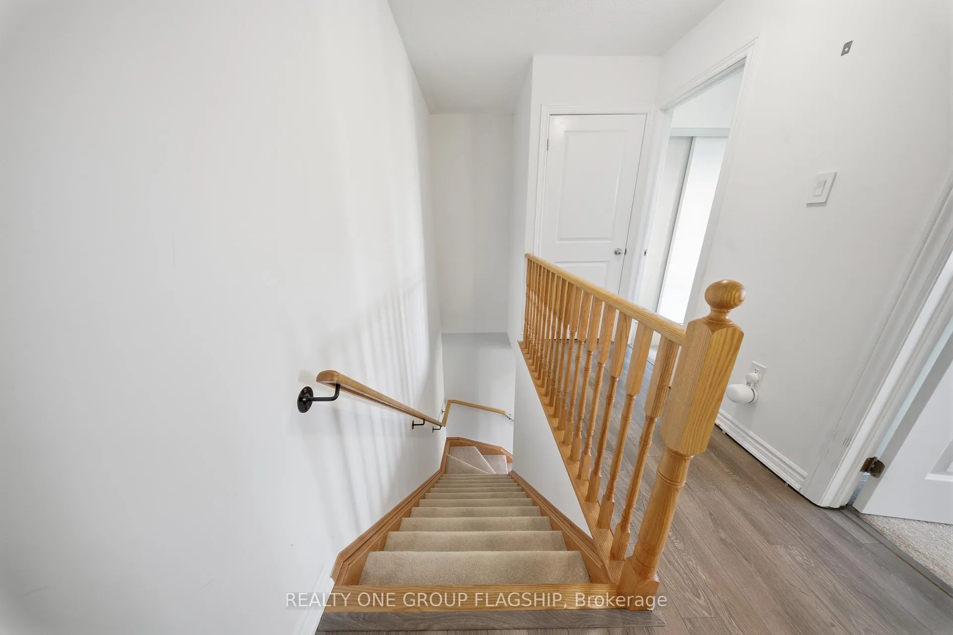 Photo 22 of 2613 Garrison Crossing, Pickering, Duffin Heights — HOMEH