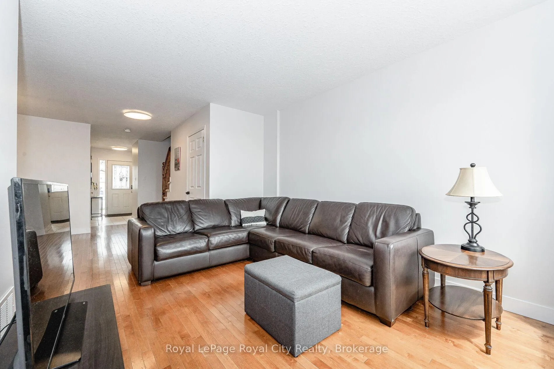 Photo 19 of Unit Upper, 25 Davison Drive, Guelph, Grange Road — HOMEH