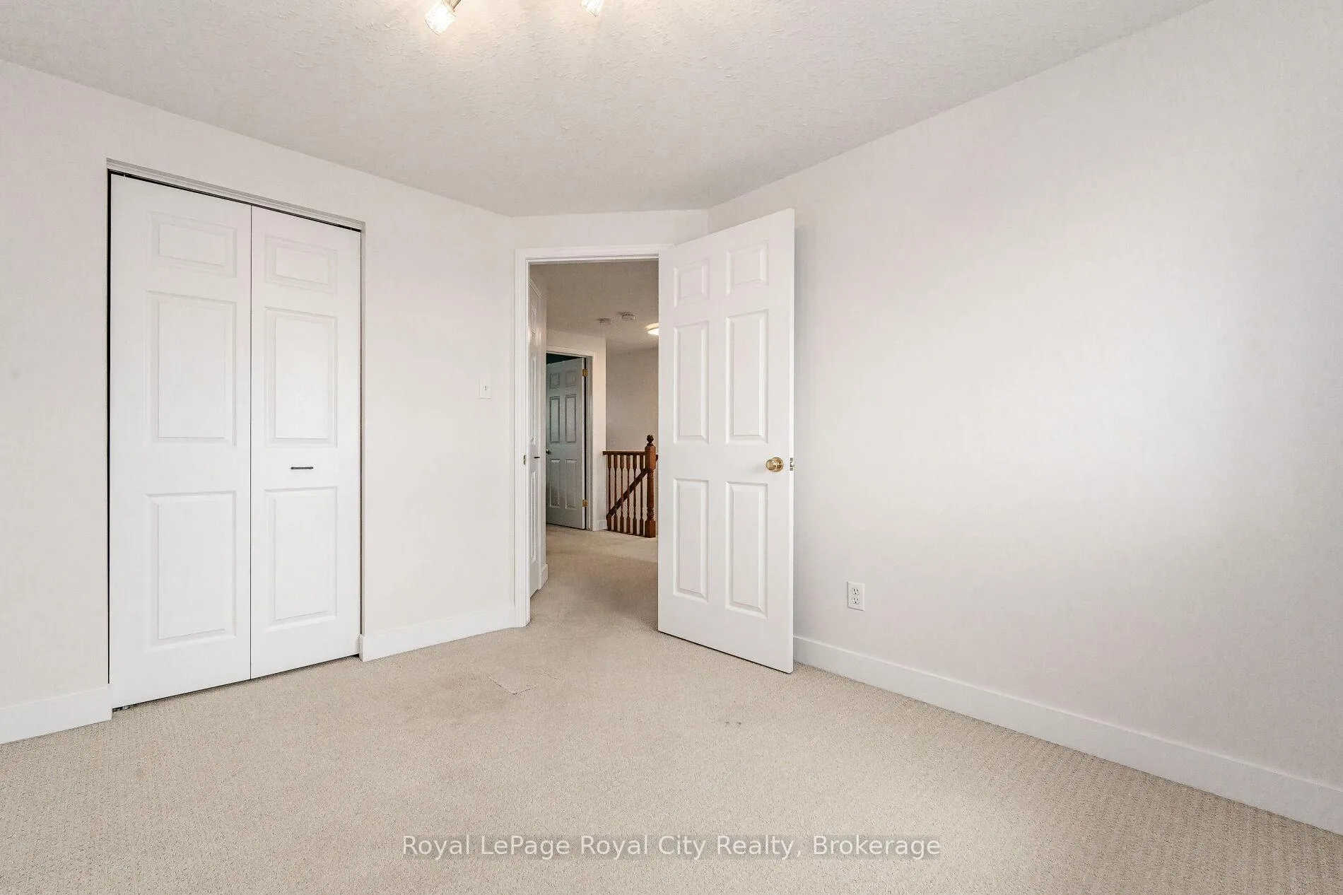 Photo 26 of Unit Upper, 25 Davison Drive, Guelph, Grange Road — HOMEH