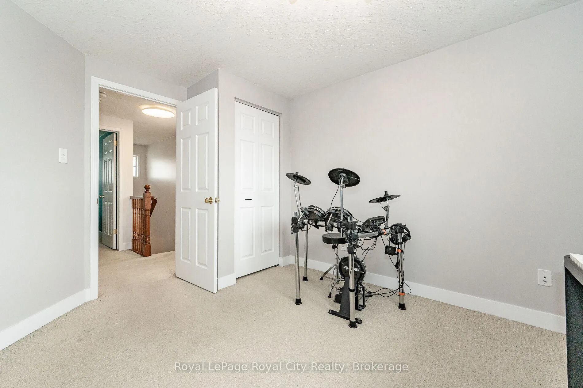 Photo 28 of Unit Upper, 25 Davison Drive, Guelph, Grange Road — HOMEH