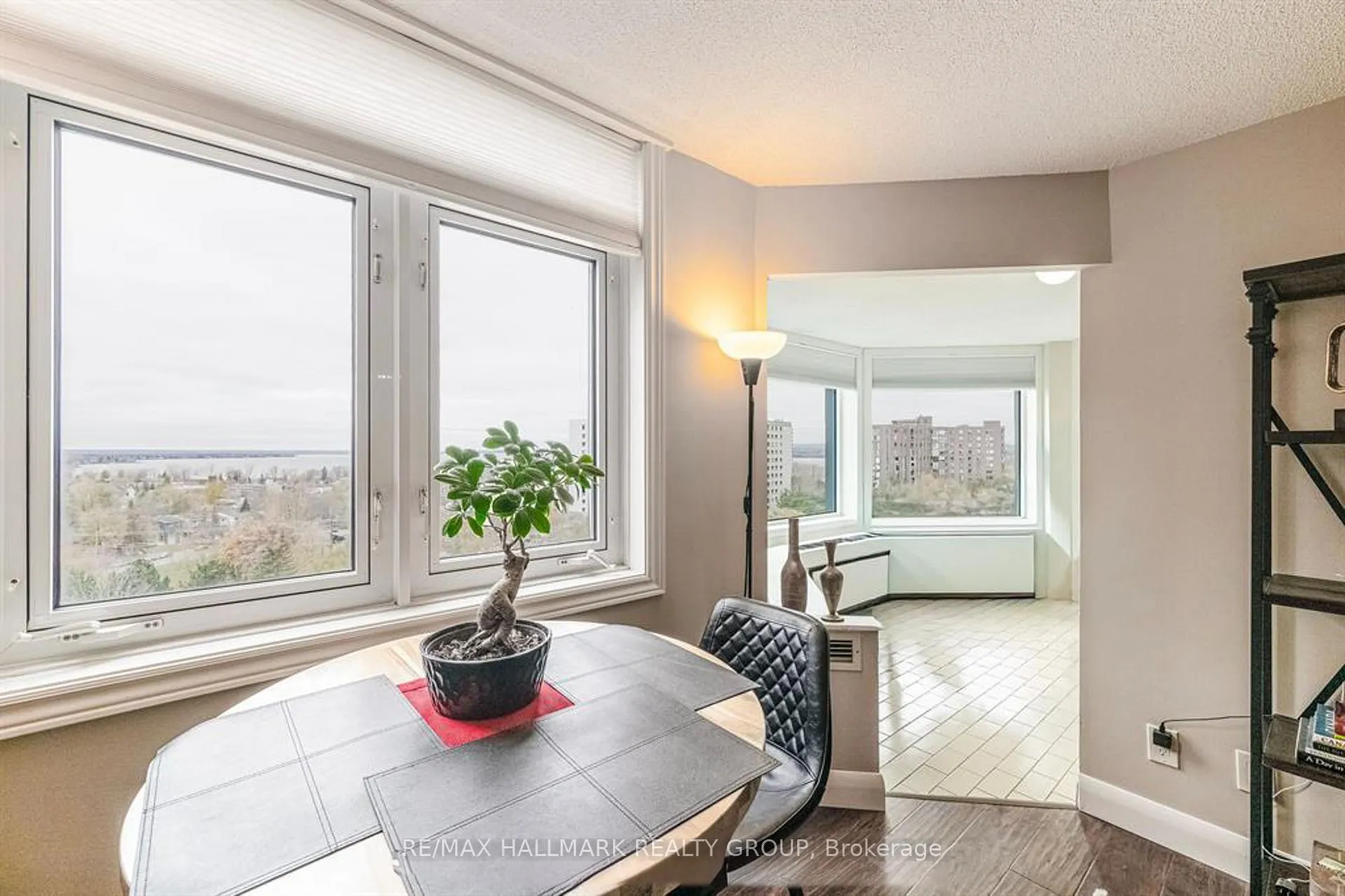 Photo 18 of Unit 902, 1025 Grenon Avenue, Ottawa, Fairfield Heights — HOMEH