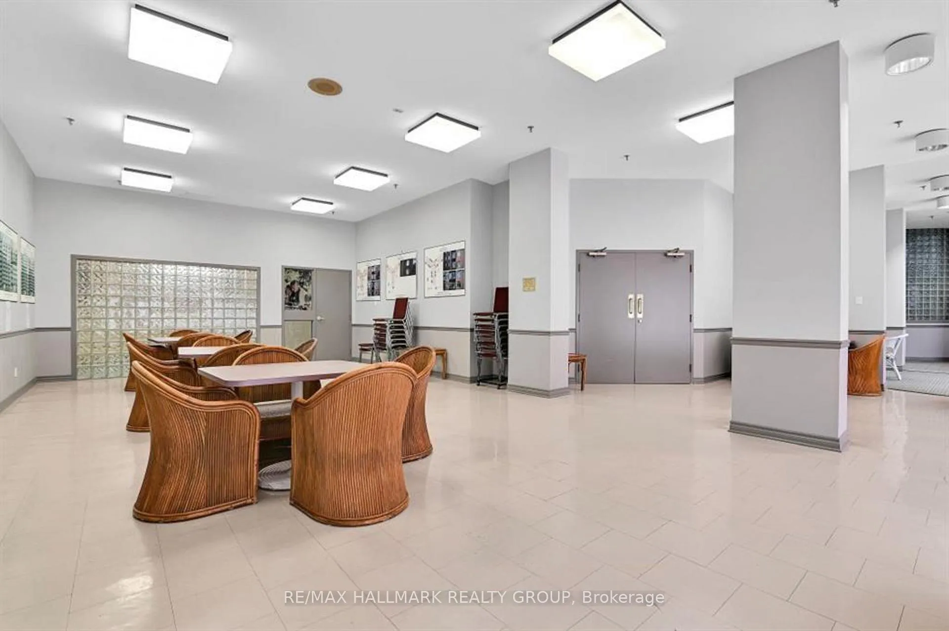 Photo 28 of Unit 902, 1025 Grenon Avenue, Ottawa, Fairfield Heights — HOMEH