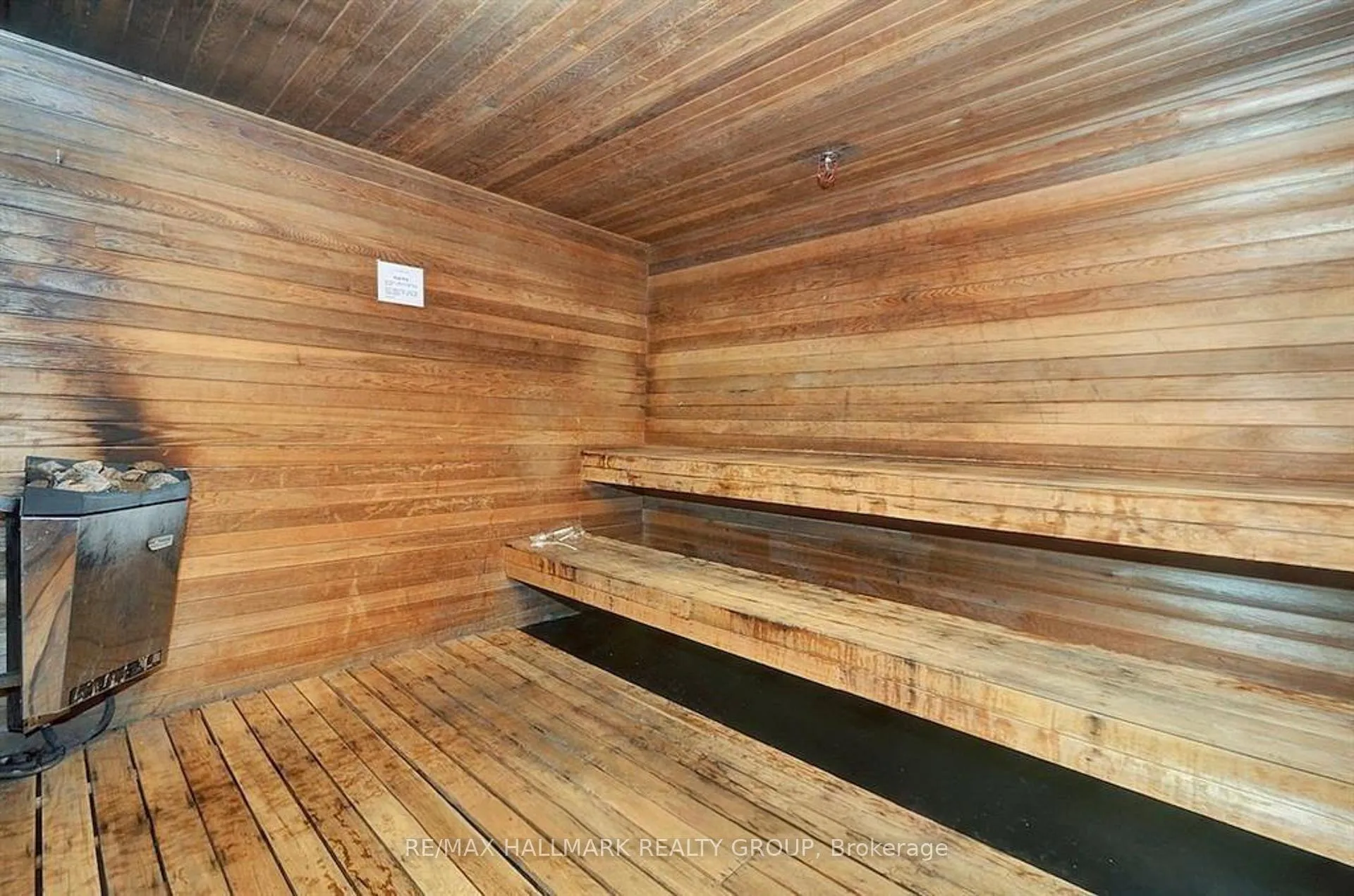 Photo 33 of Unit 902, 1025 Grenon Avenue, Ottawa, Fairfield Heights — HOMEH