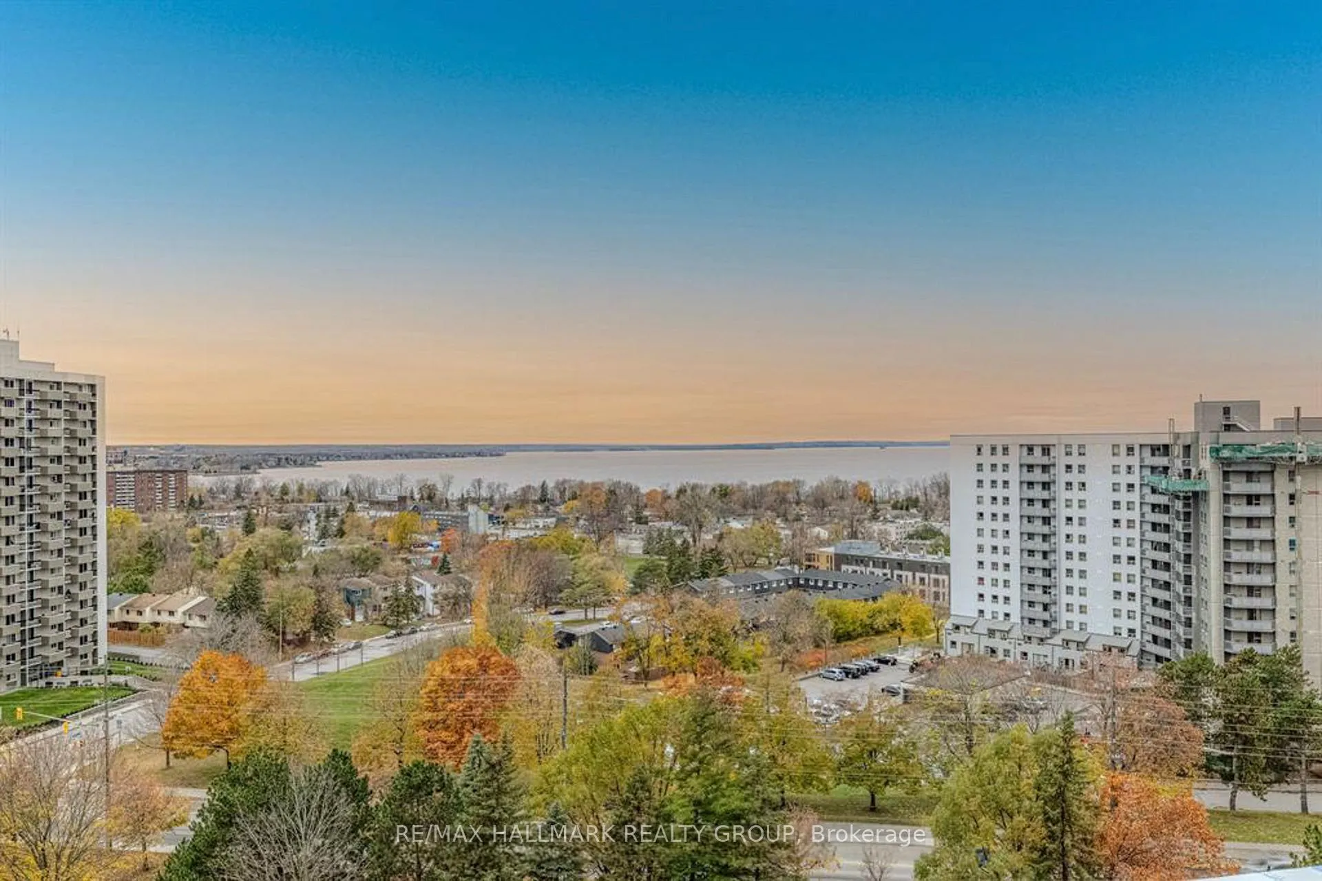 Photo 37 of Unit 902, 1025 Grenon Avenue, Ottawa, Fairfield Heights — HOMEH