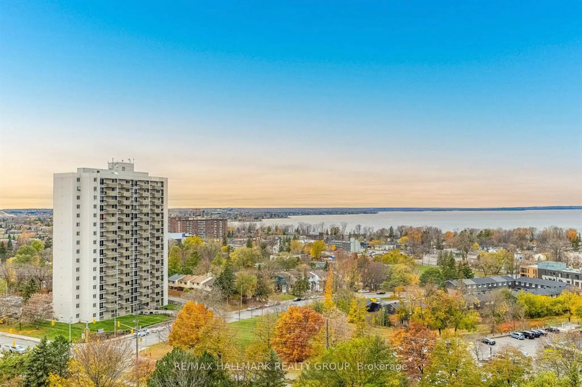 Photo 39 of Unit 902, 1025 Grenon Avenue, Ottawa, Fairfield Heights — HOMEH