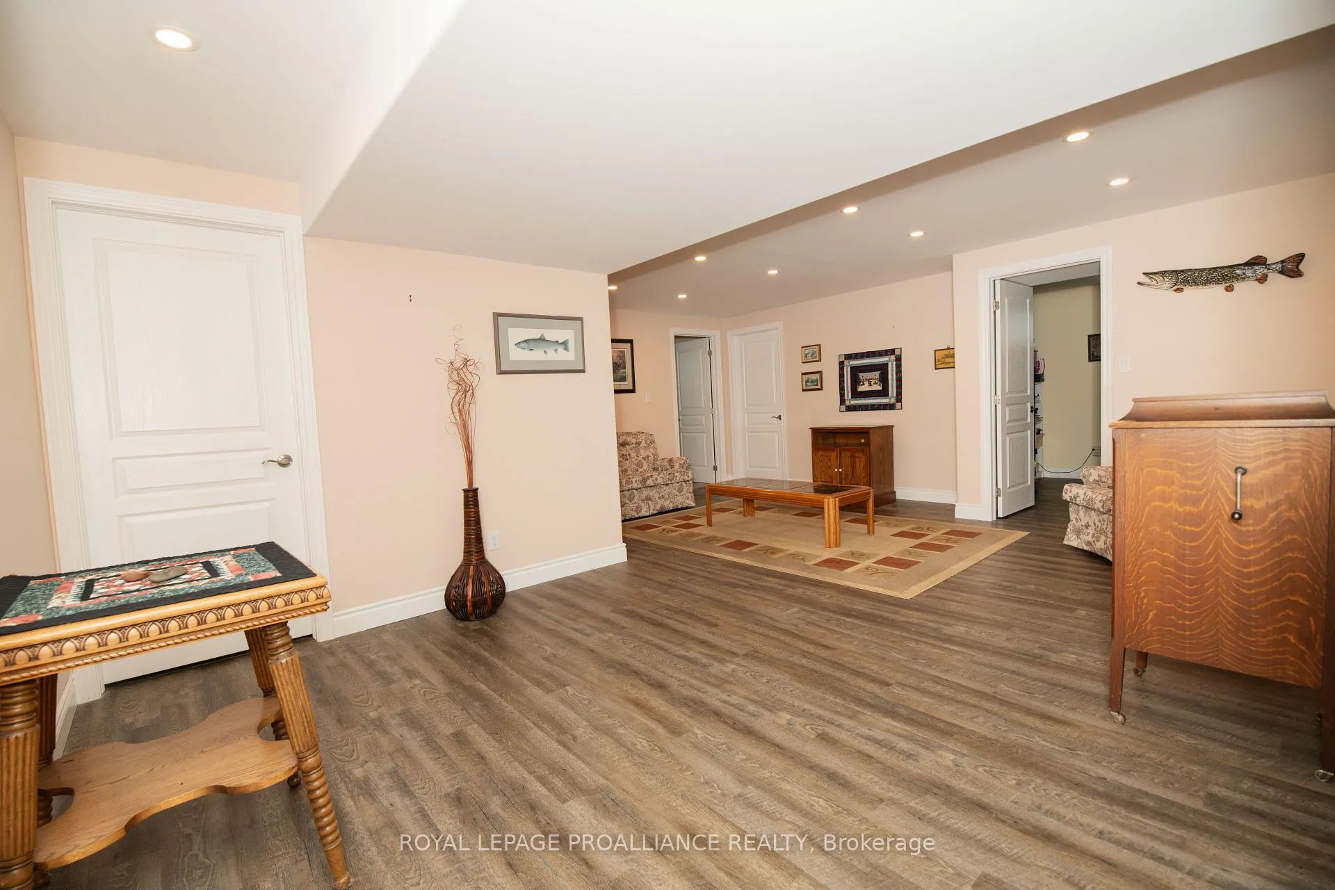 Photo 18 of 22 Walnut Crescent, Belleville, Thurlow Ward — HOMEH