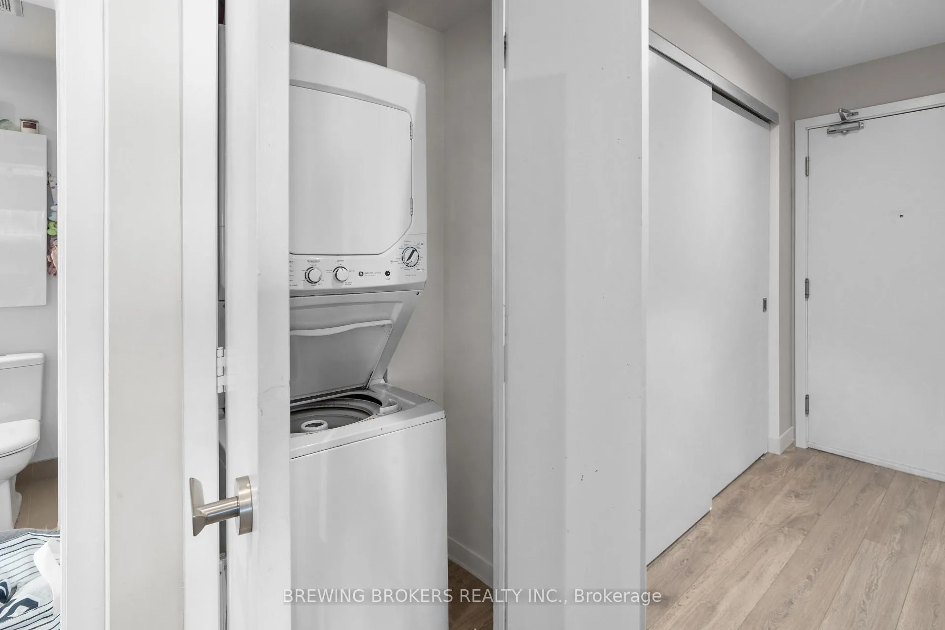 Photo 8 of Unit 1705, 159 Dundas Street E, Toronto, Church-Yonge Corridor — HOMEH