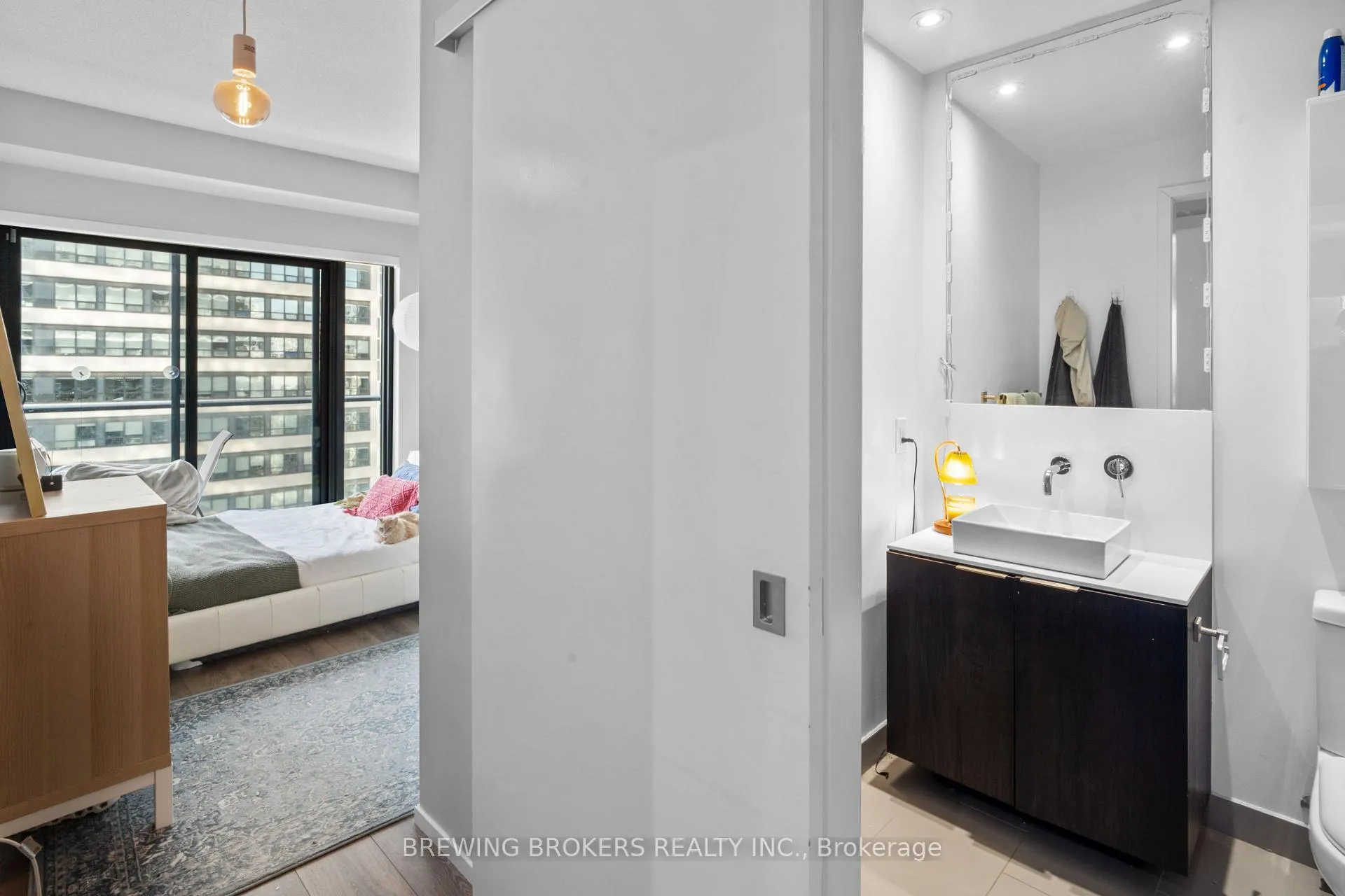 Photo 10 of Unit 1705, 159 Dundas Street E, Toronto, Church-Yonge Corridor — HOMEH