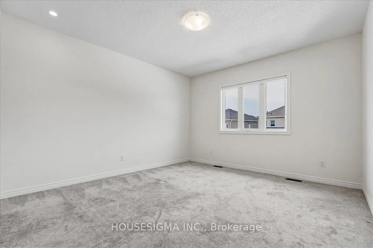 Photo 16 of 303 Great Falls Boulevard, Hamilton, Waterdown — HOMEH