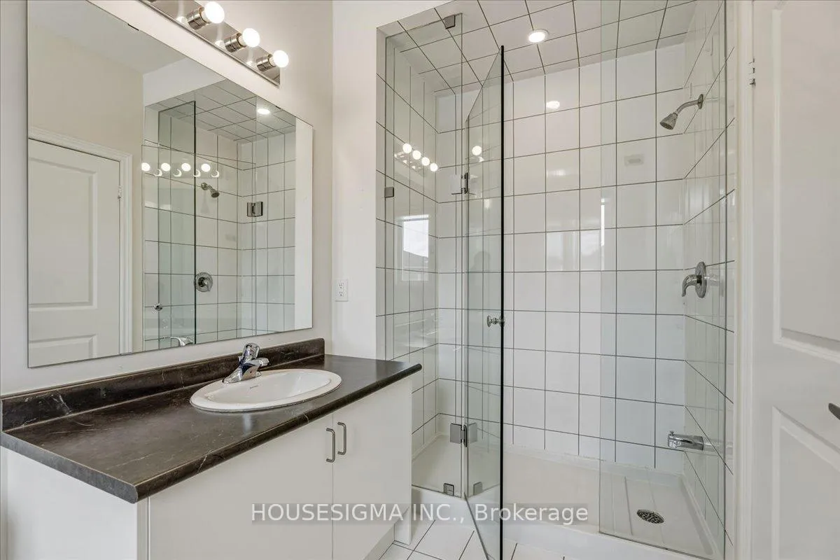 Photo 21 of 303 Great Falls Boulevard, Hamilton, Waterdown — HOMEH